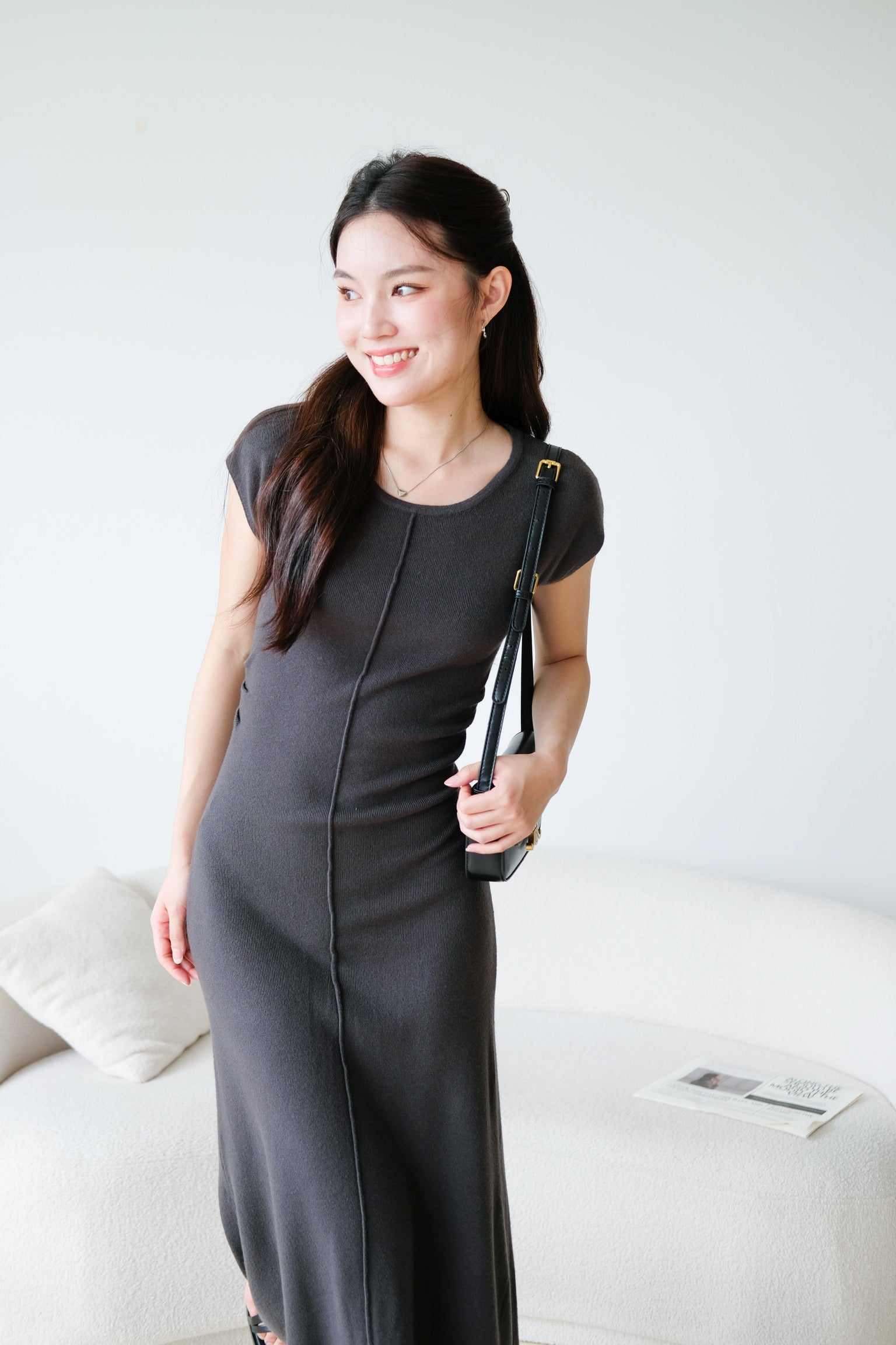 Samantha Crew Neck Knit Maxi Dress (Dark Grey)