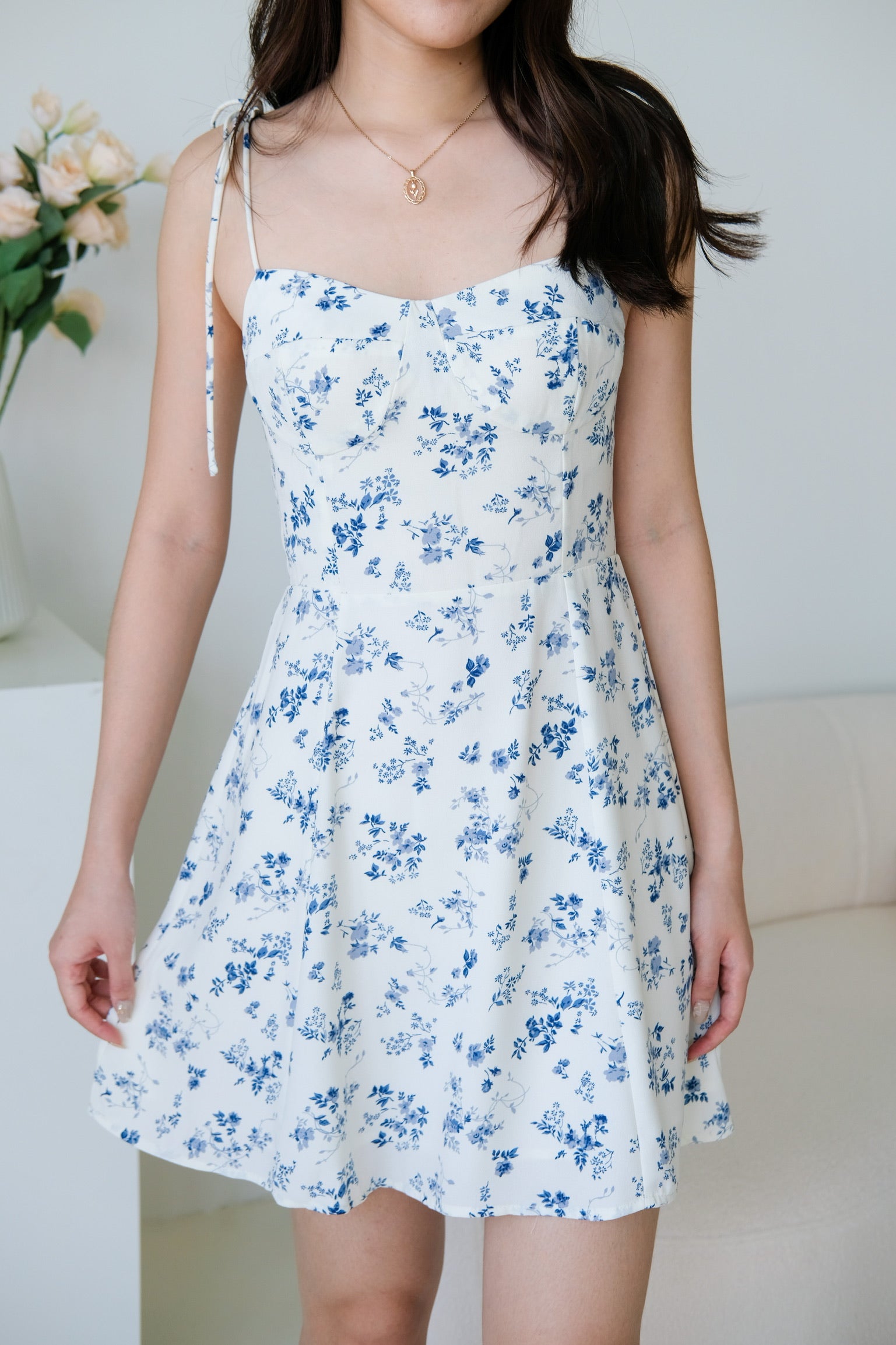 Melanie Floral Dress (Blue White)