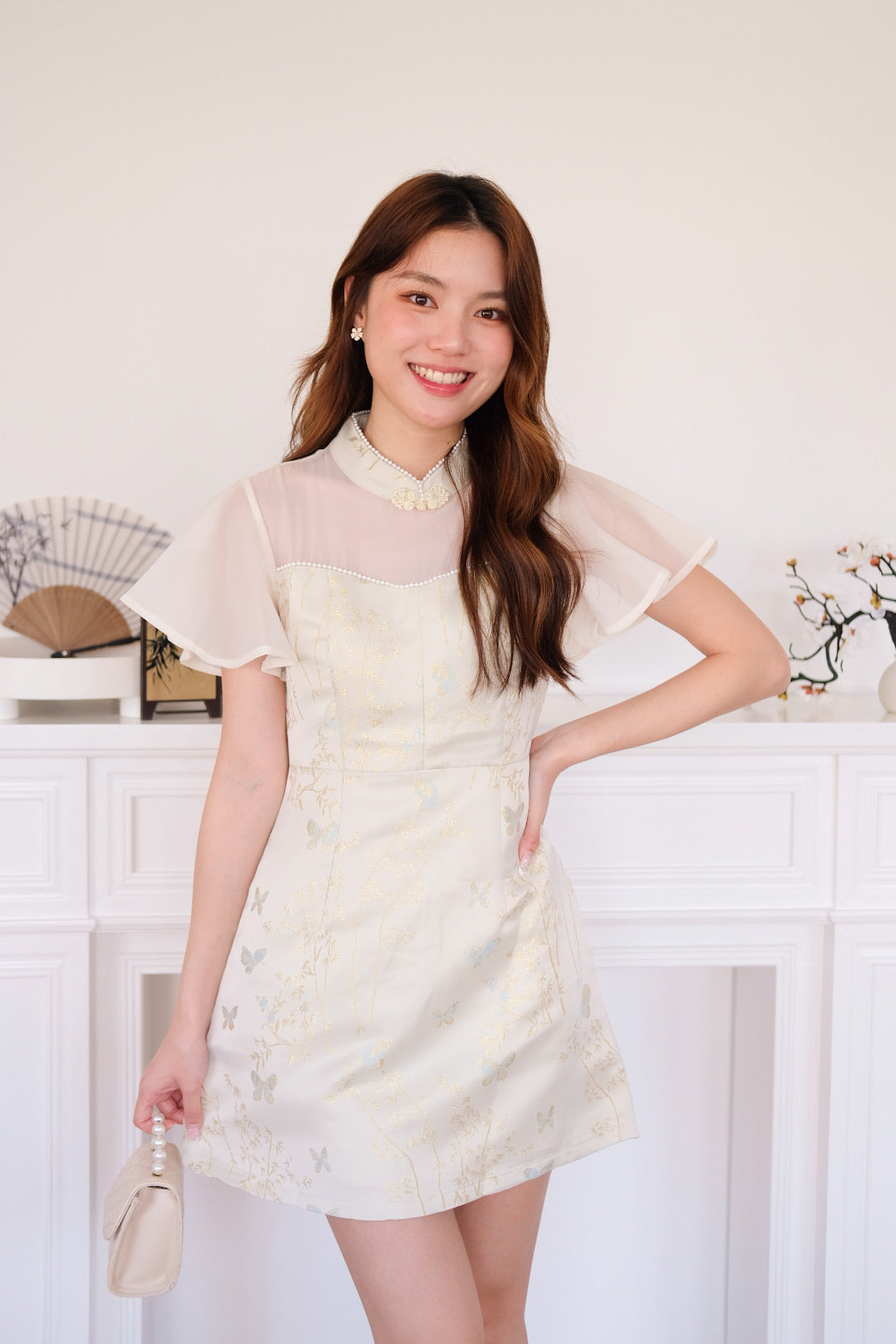 蝶梦 Butterfly Flutter Pearl Cheongsam Dress (Cream)
