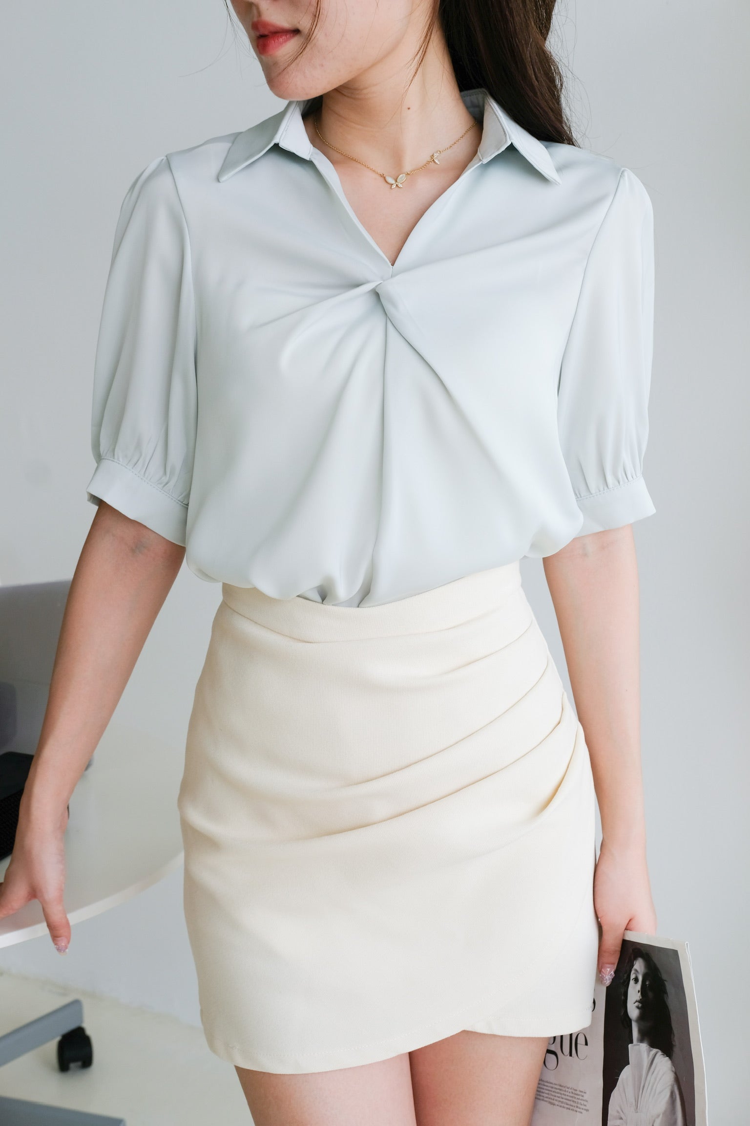 Lynn Twist Satin Blouse (Pastel Green)