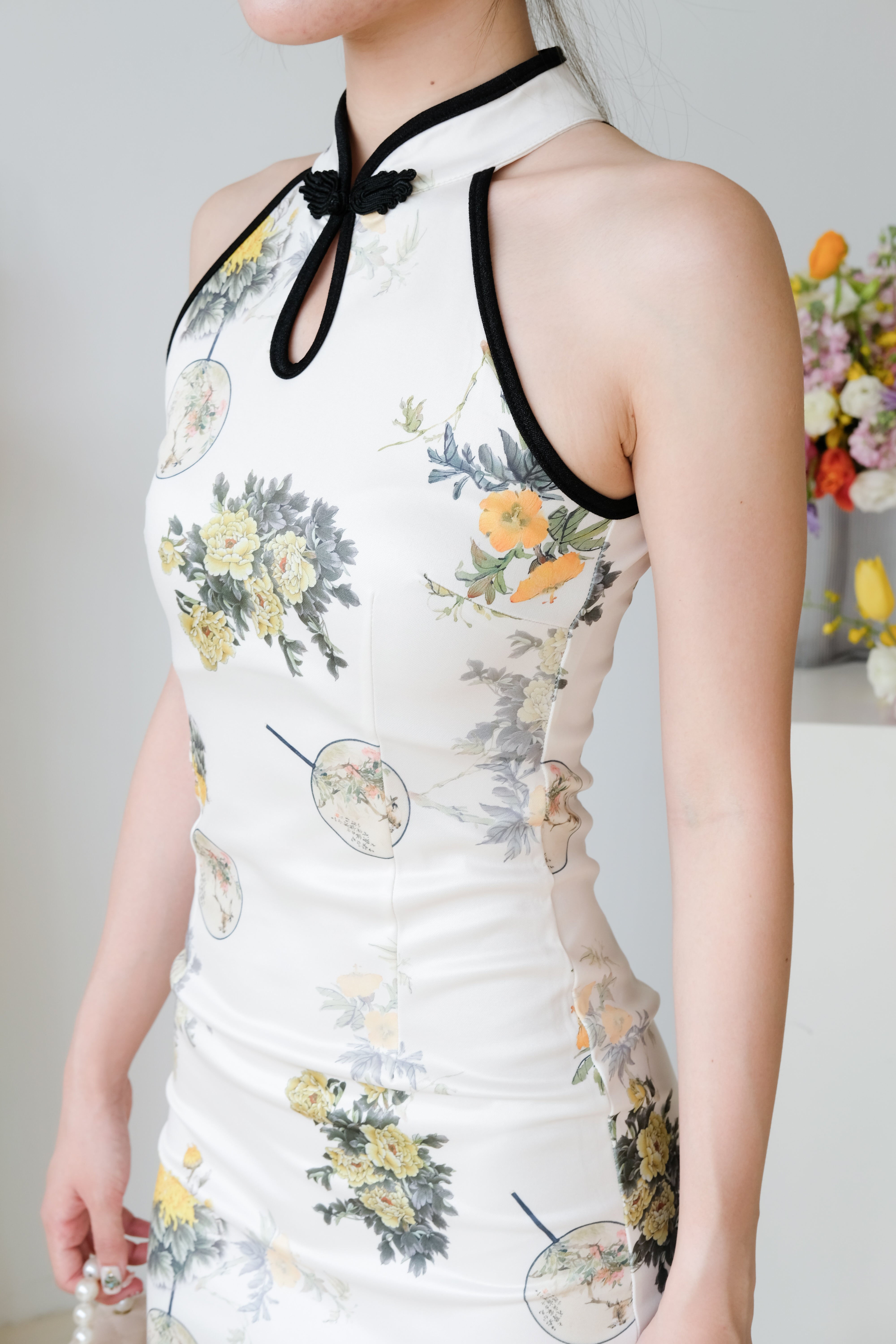 Fuqi Halter Mini Cheongsam (Cream)