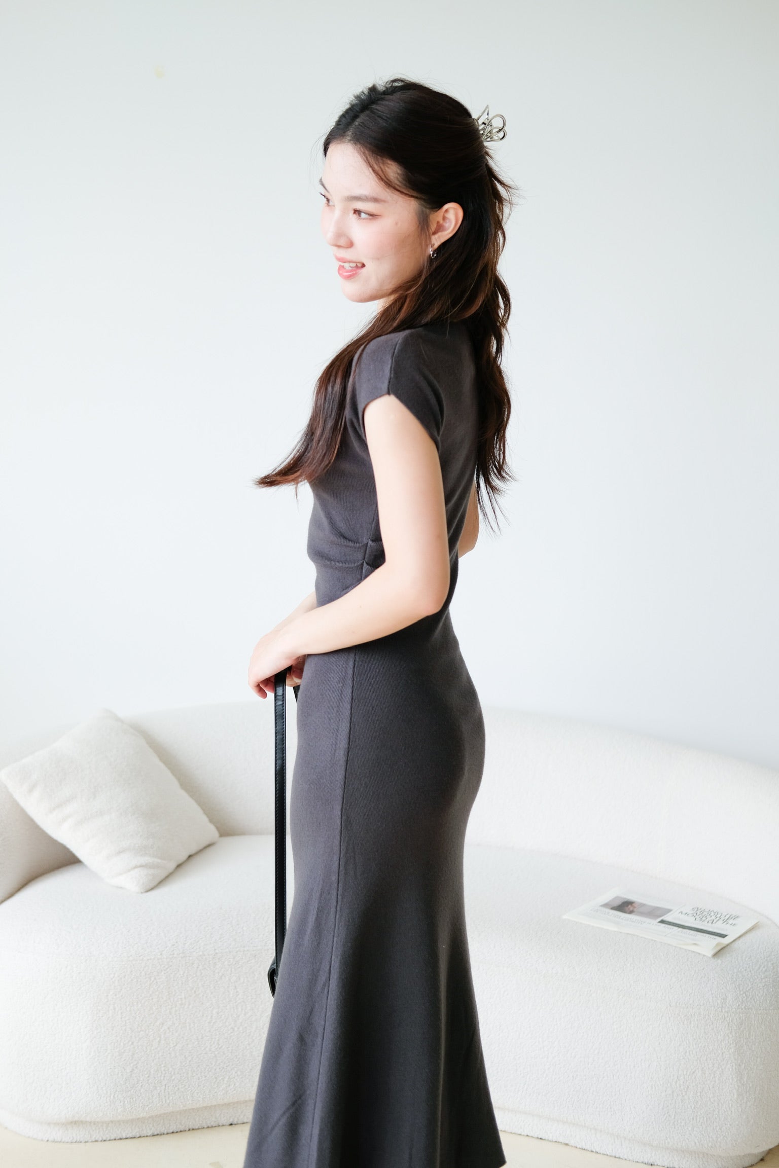 Samantha Crew Neck Knit Maxi Dress (Dark Grey)