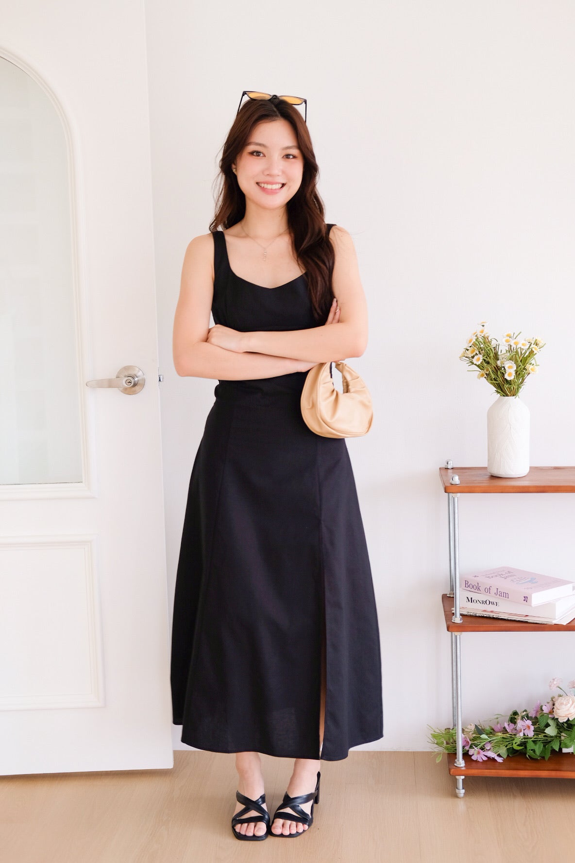 Clover Linen Slit Dress (Black)