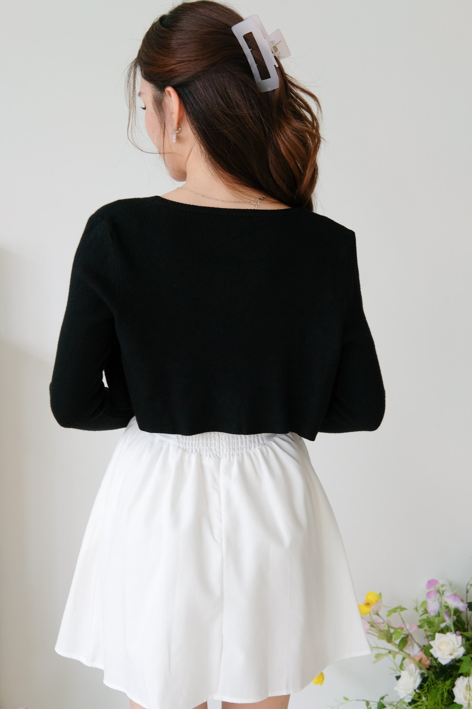 Envie Knit Cropped Cardigan (Black)