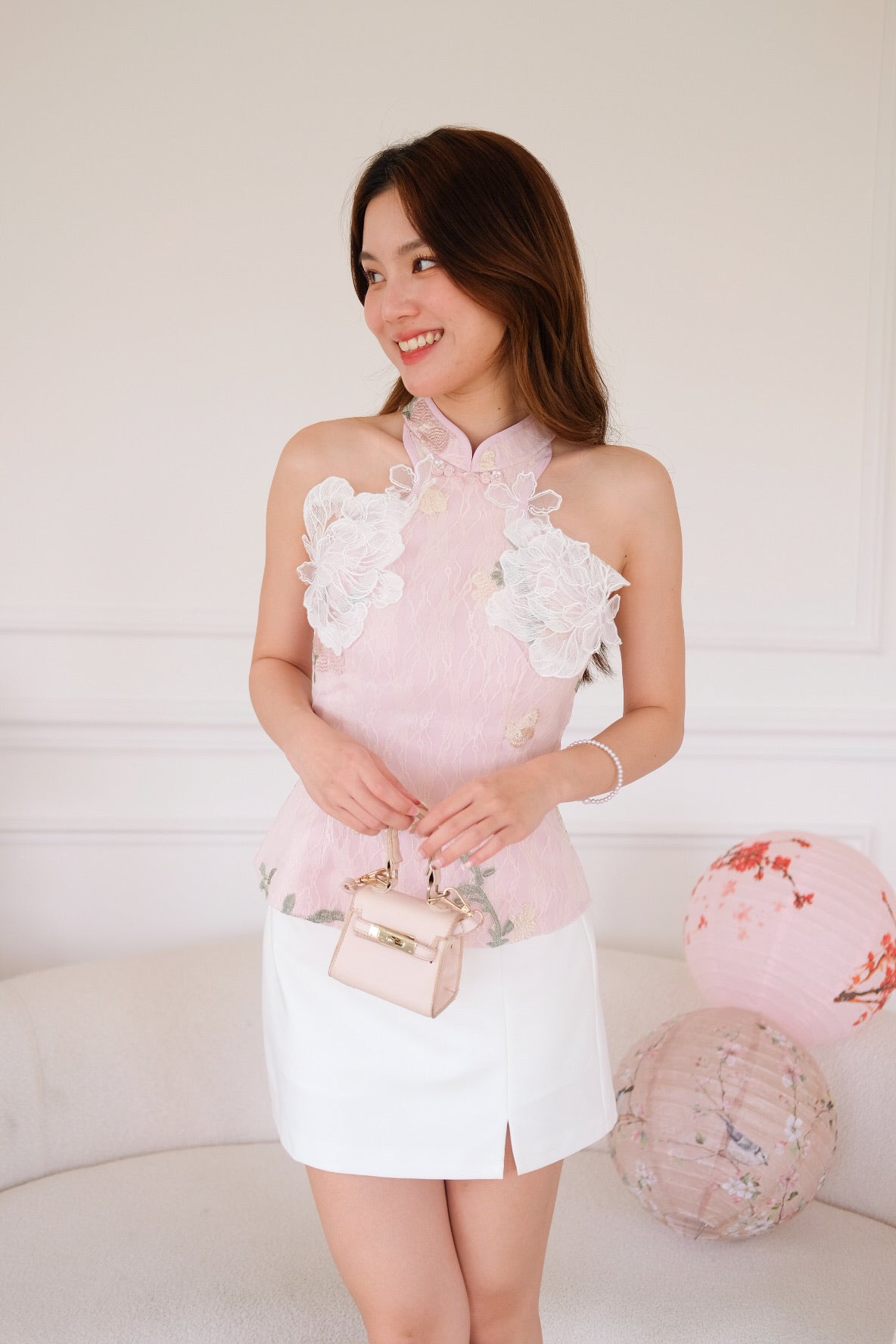 檀宁 Tan Ning Floral Lace Halter Top (Light Pink)