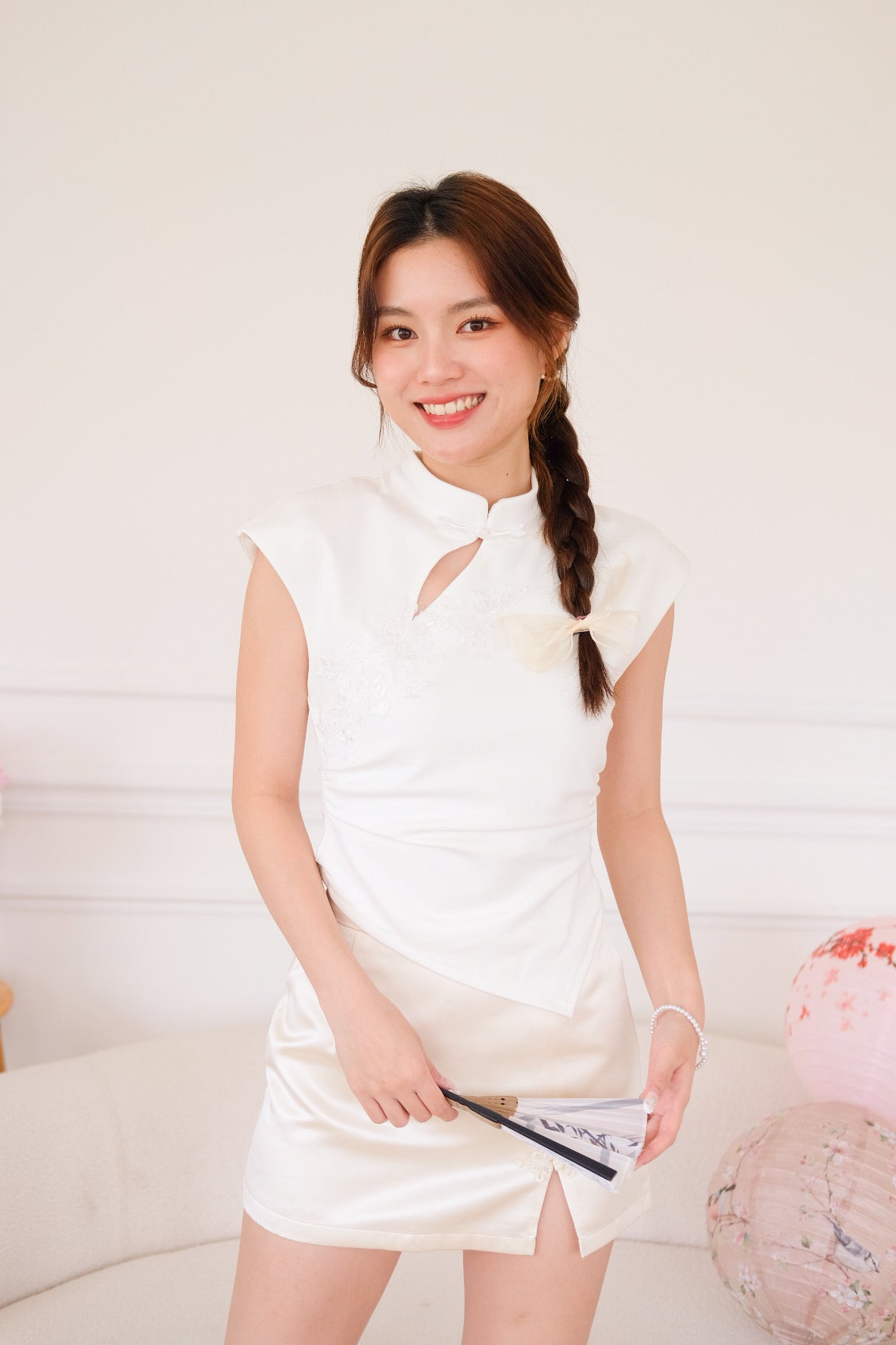 安逸 An Yi Basic Ruched Crop Top (White)