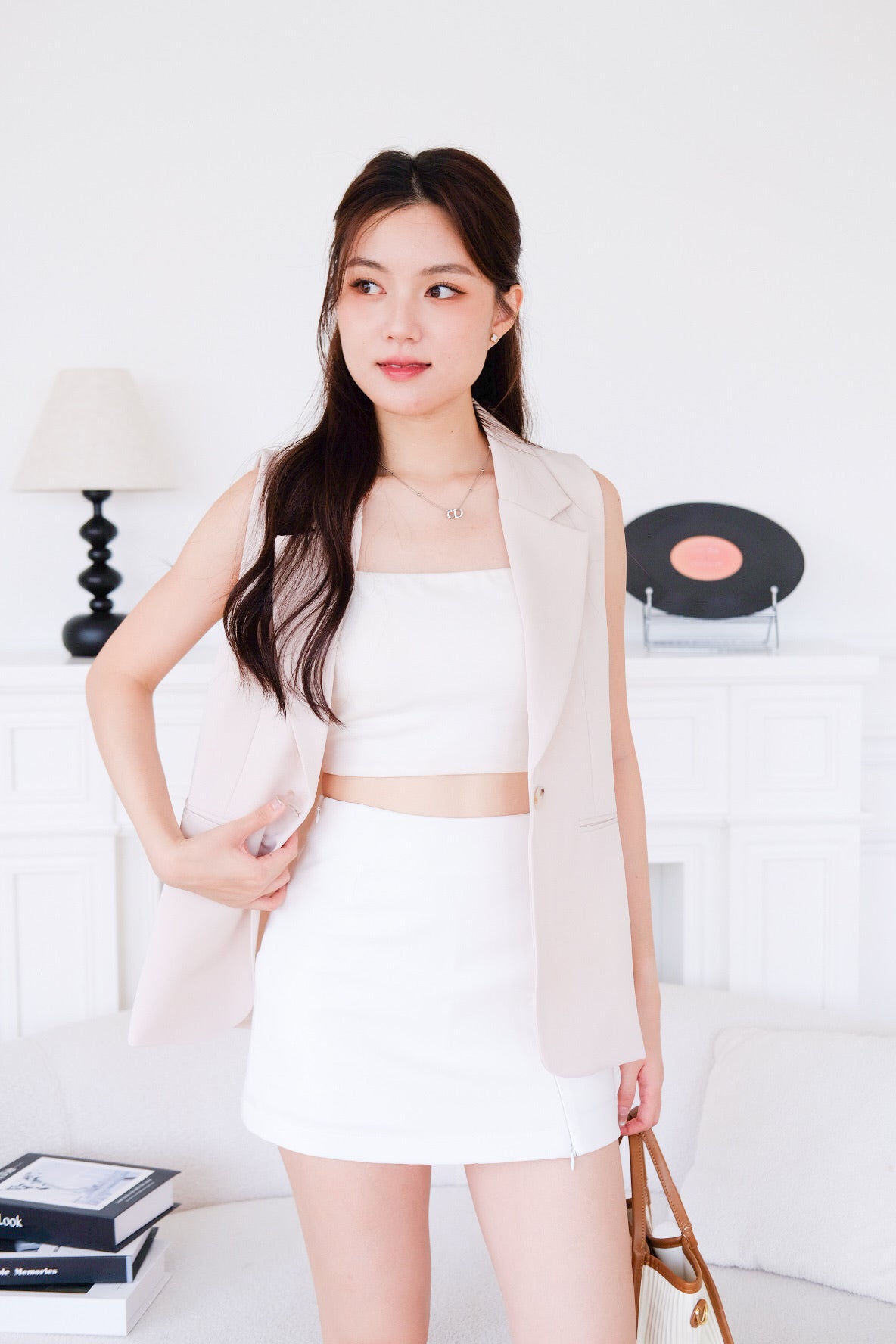 Sherry Vest Outerwear (Beige)