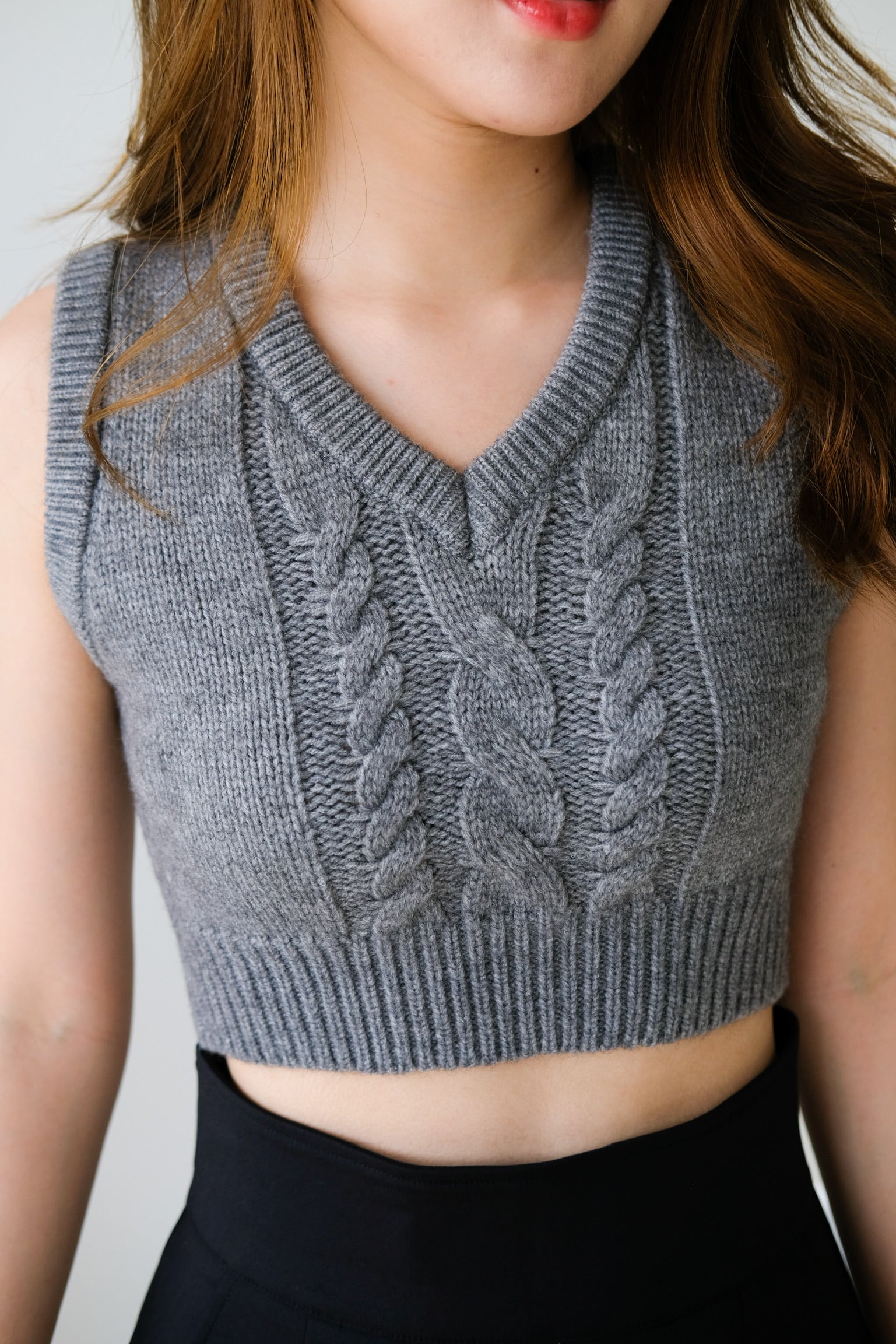 Aleena Knit Cropped Vest (Grey)