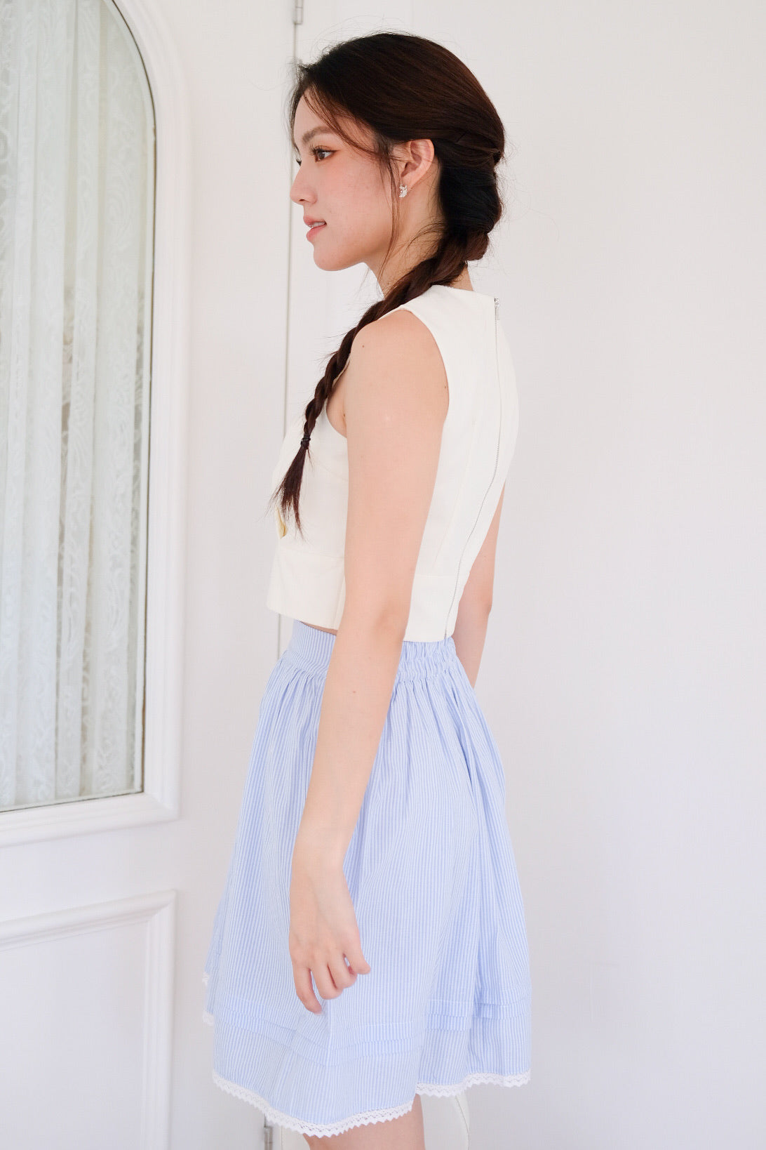 Hayley Sweetheart Crop Top (White)