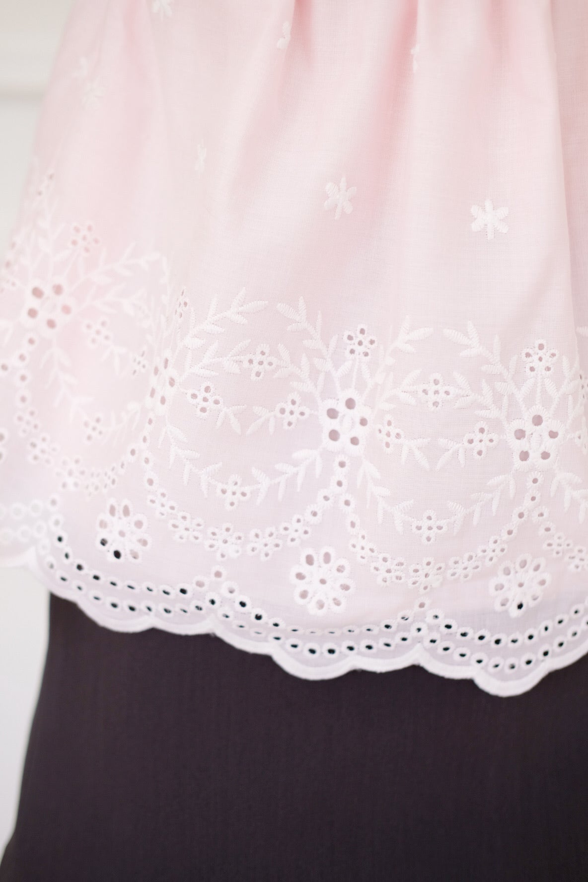 Kylin Eyelet Ruched Peplum Top (Baby Pink)