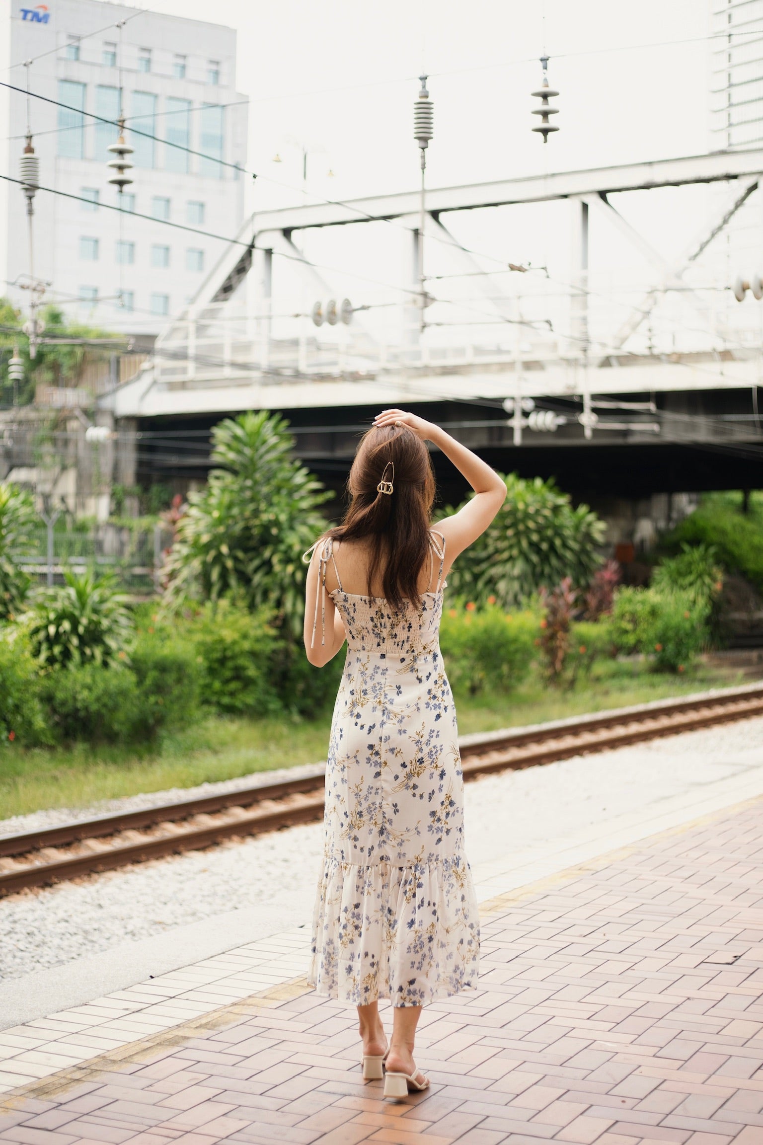 Mellow Floral Ruffle Maxi Dress (Blue)