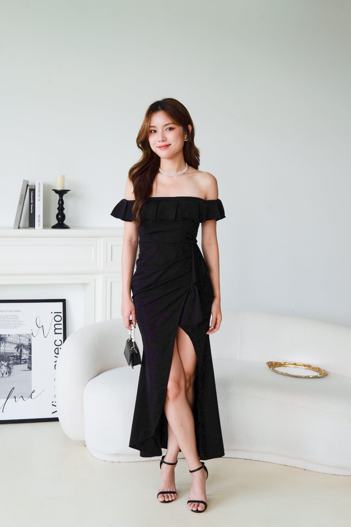 Dione Off Shoulder Slit Dinner Maxi Dress (Black)