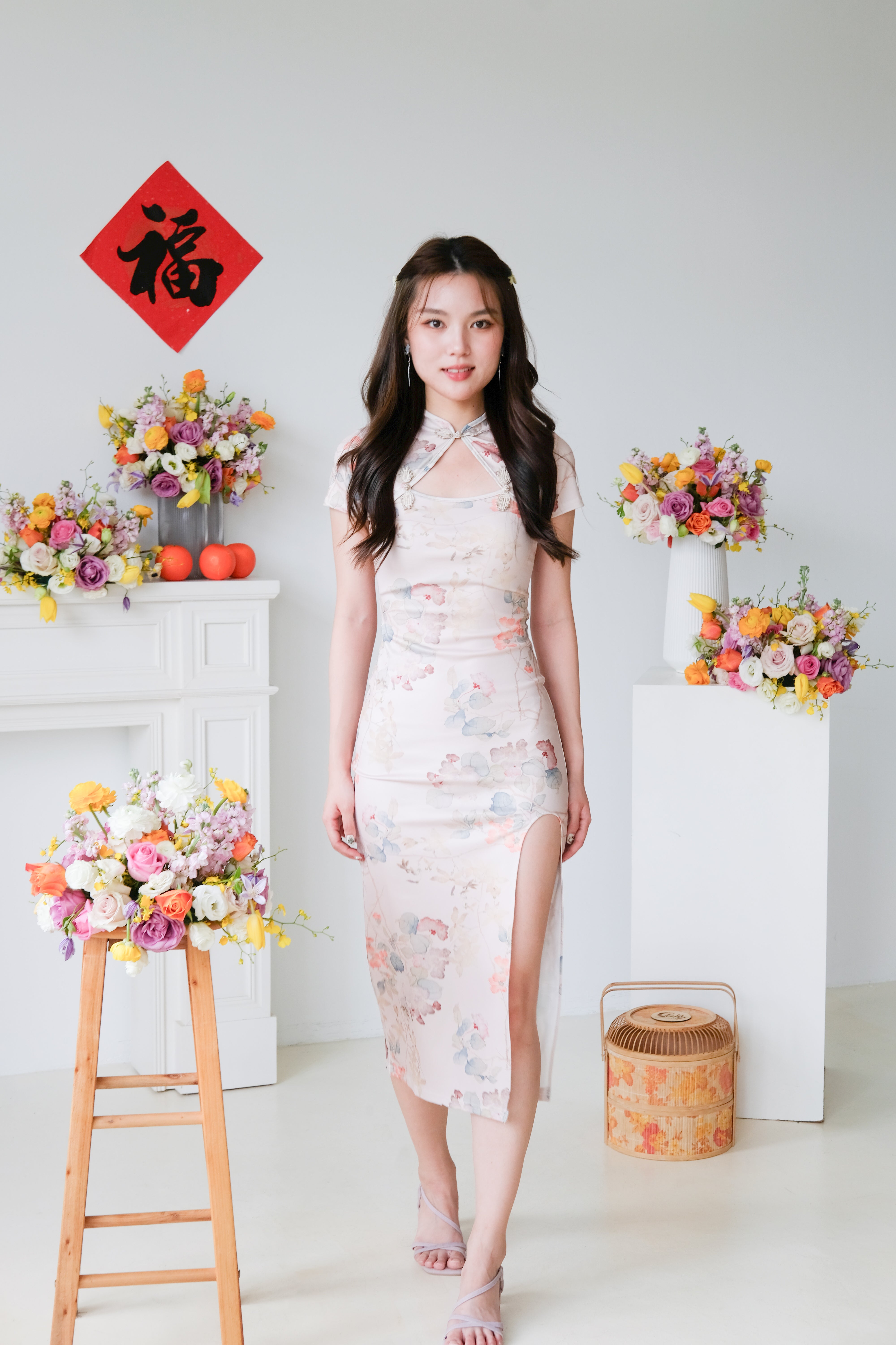 Yinghua Floral Slit Midi Cheongsam (Light Pink)