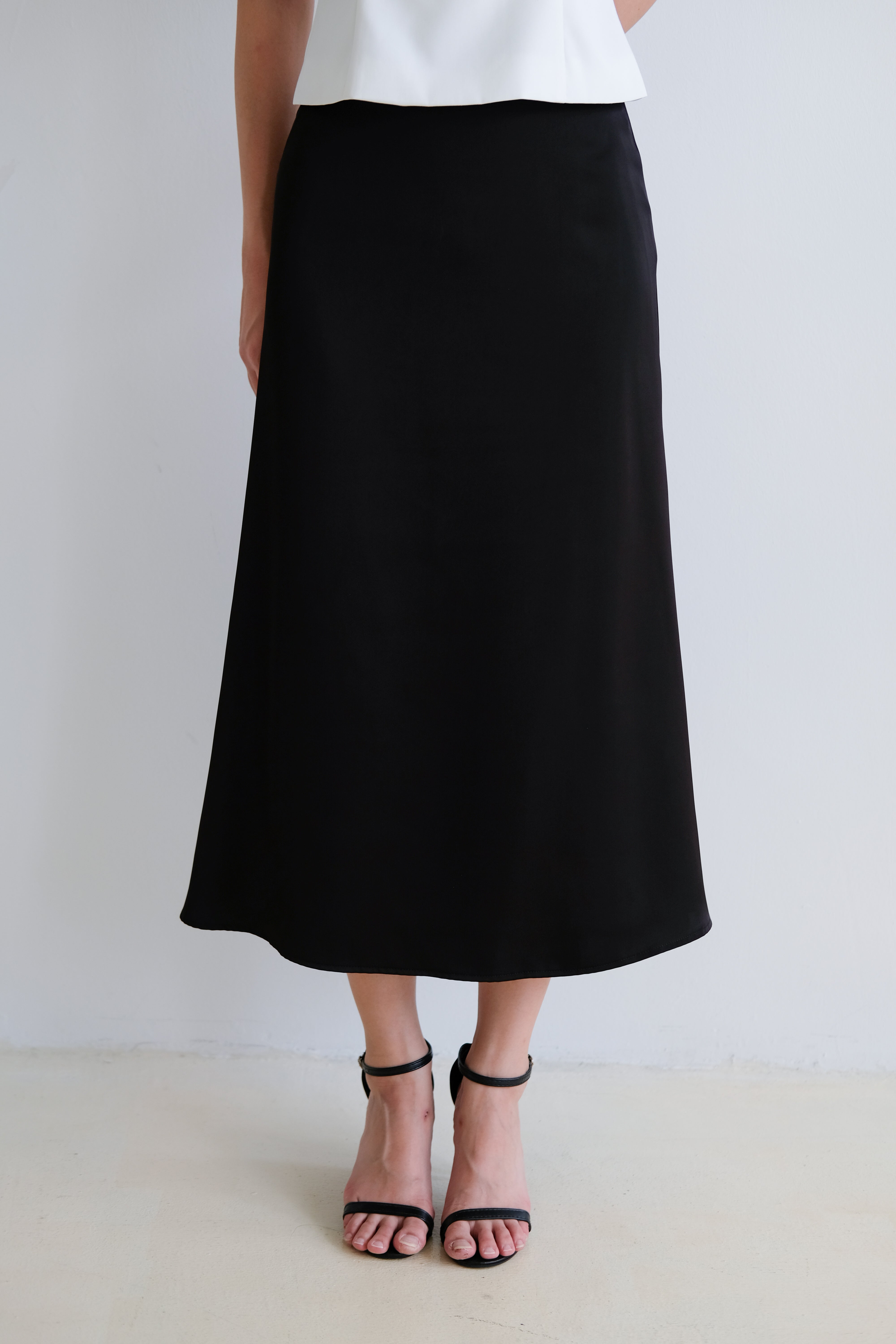 Luna Satin Midi Skirt (Black)