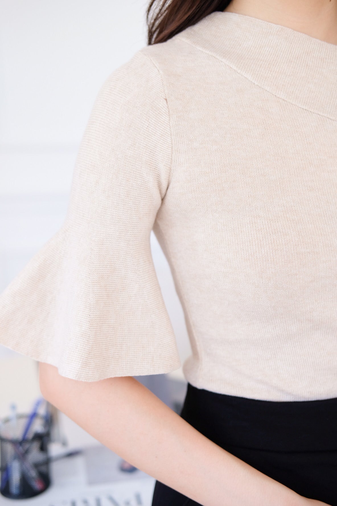 Elva Bell Sleeves Knit Top (Khaki)