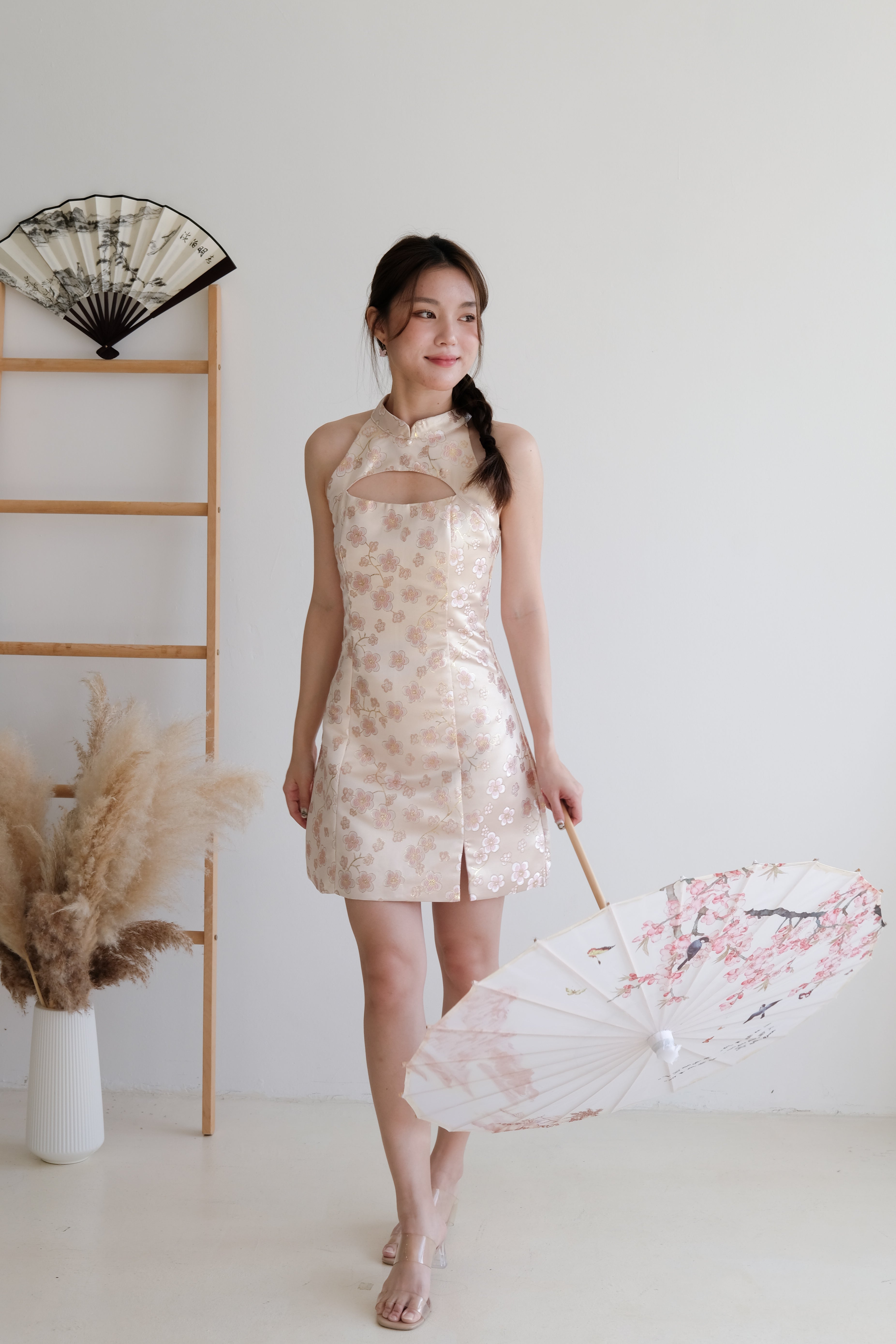 Pian Ruo Floral Halter Cheongsam (Light Pink)