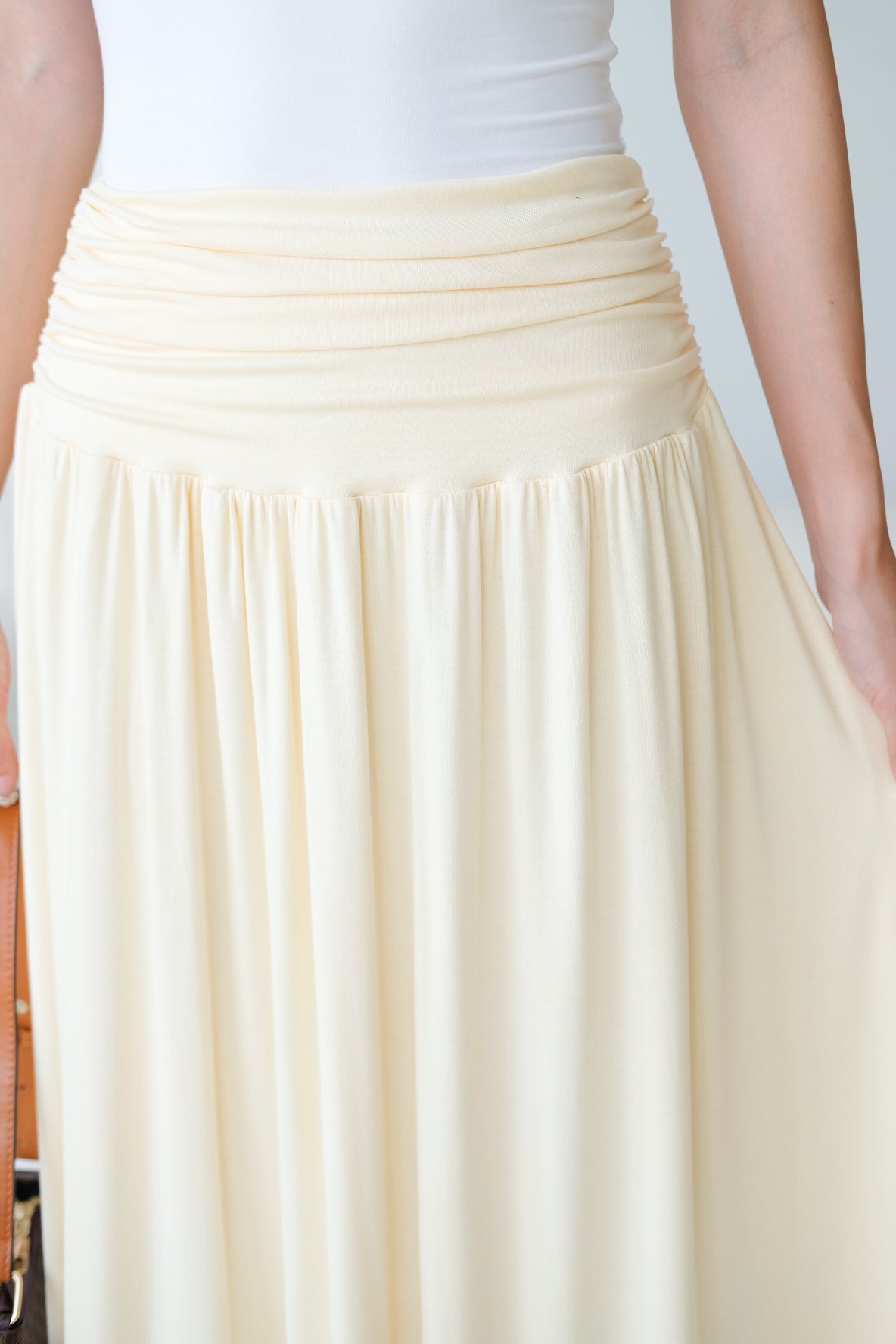 Emmeline Ruched Maxi Skirt (Pale Yellow)