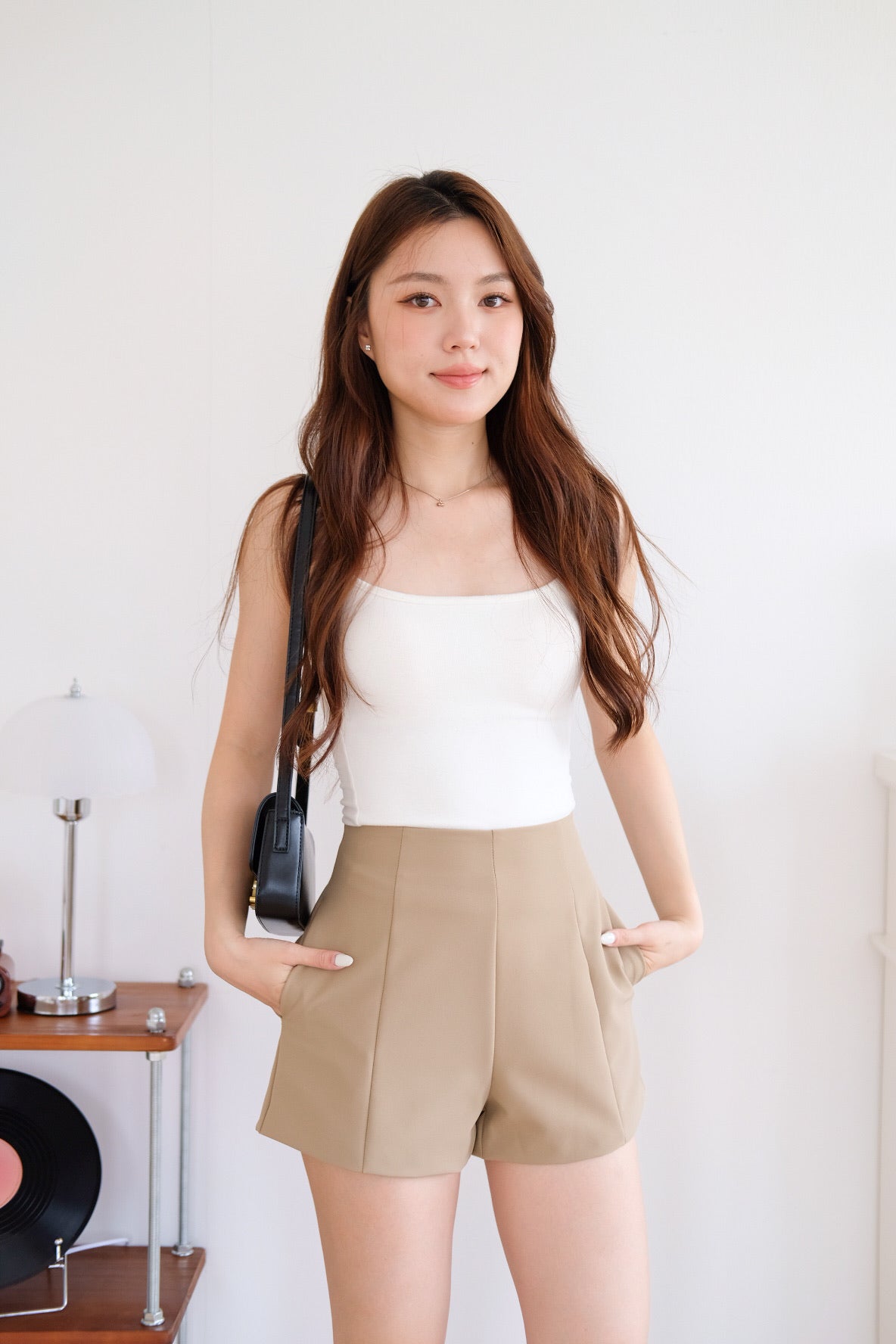 Miller Panel Basic Shorts (Khaki)