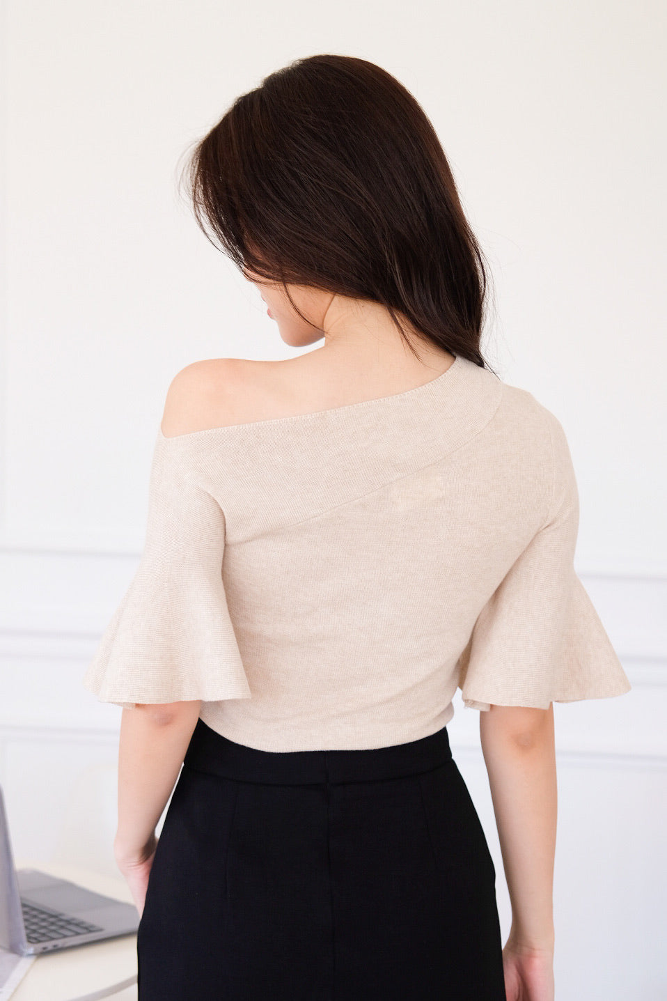 Elva Bell Sleeves Knit Top (Khaki)