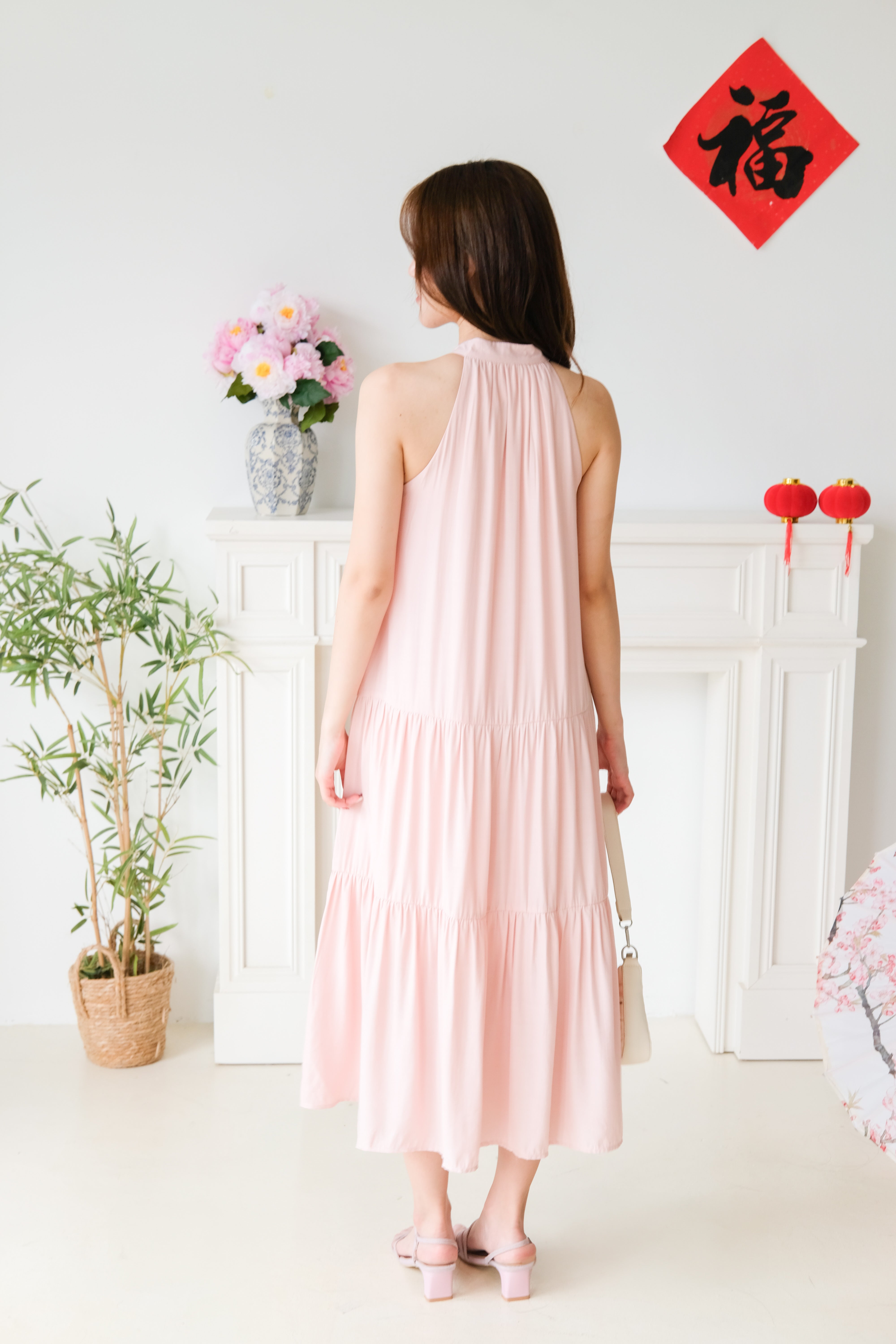 Qi Mandarin Collar Babydoll Tiered Dress (Peach Pink)