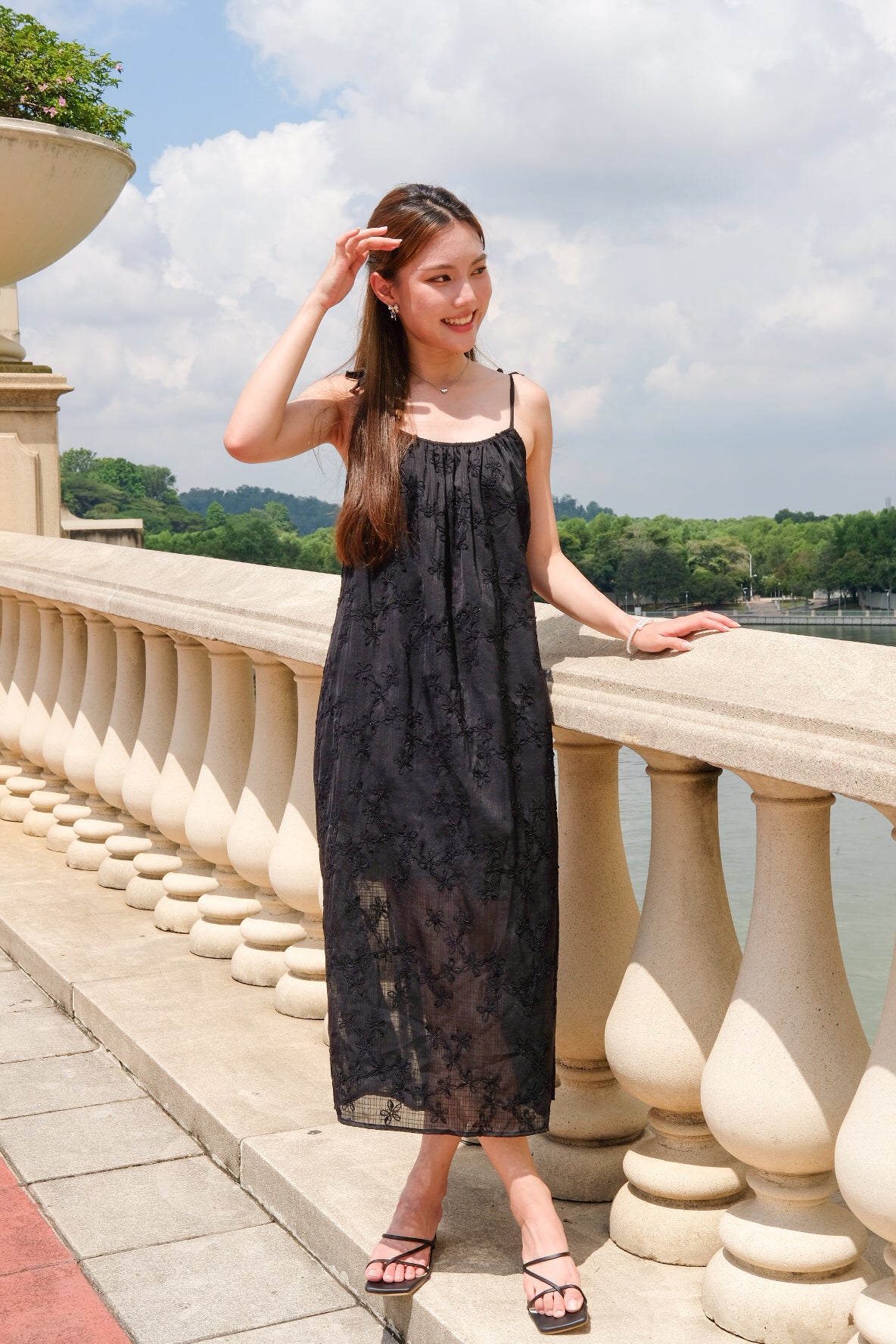 May Vacay Loose Fit Maxi Dress (Black)