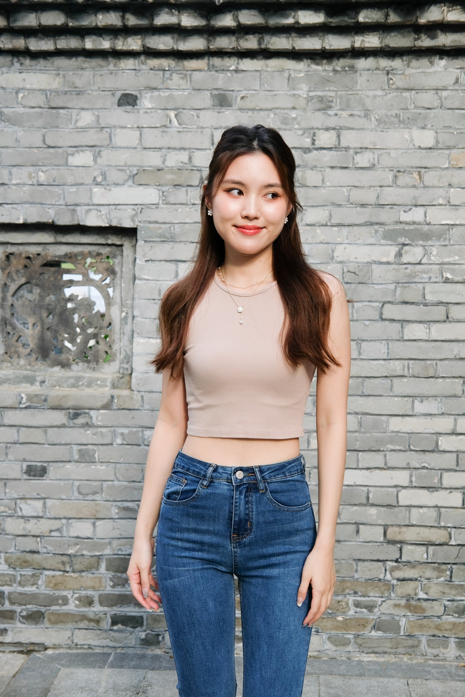 June Basic Halter Crop (Nude)