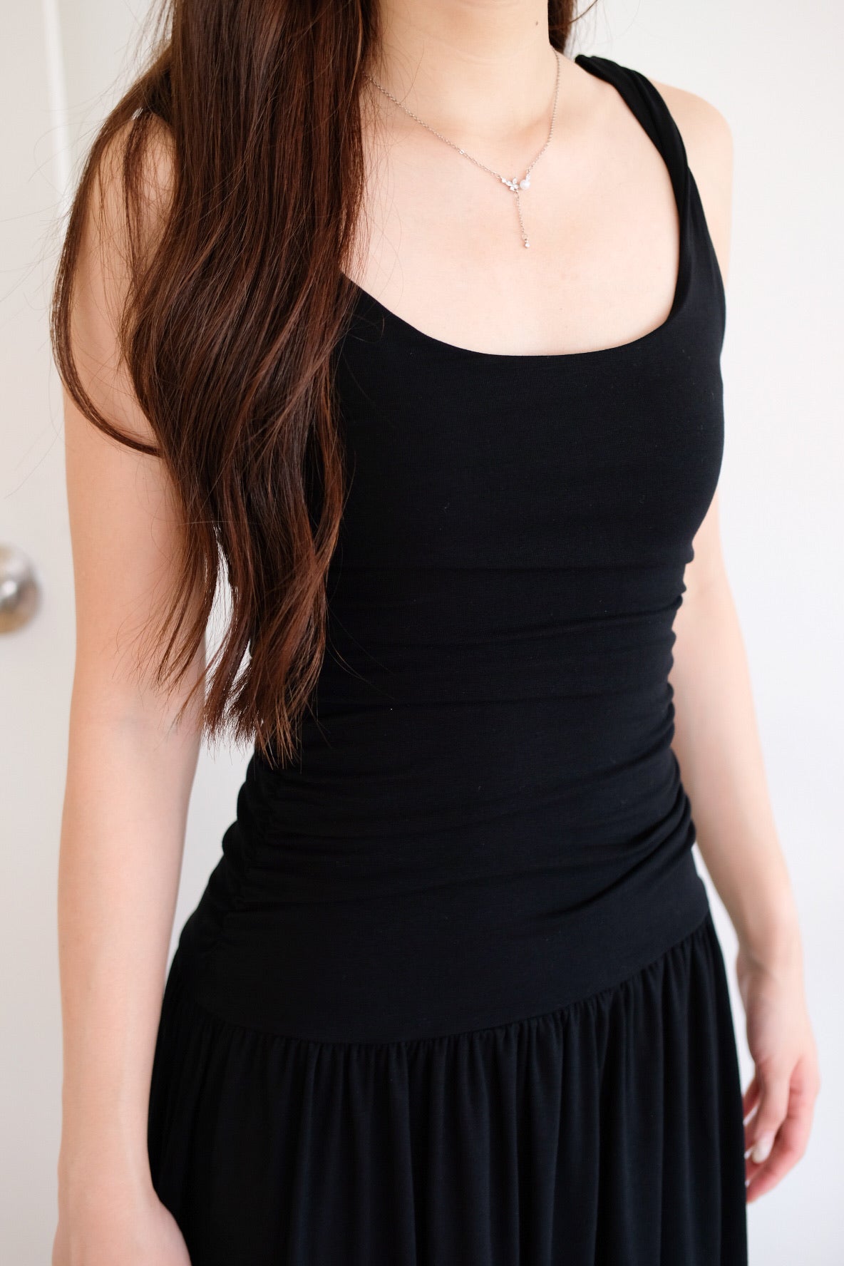 Rosalyn Scoop Ruched Maxi Dress (Black)
