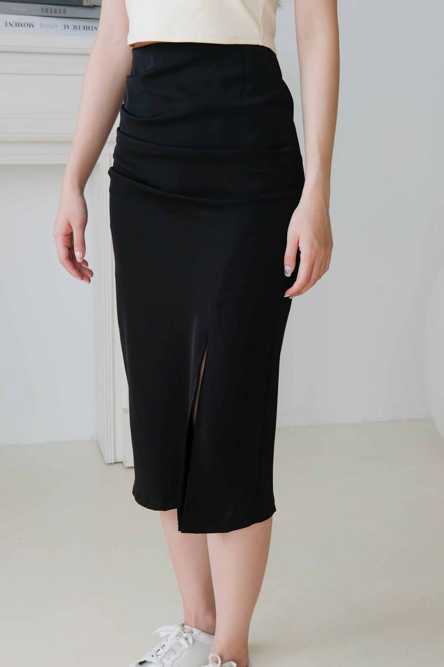 Adaline Ruched Side Slit Midi Skirt (Black)