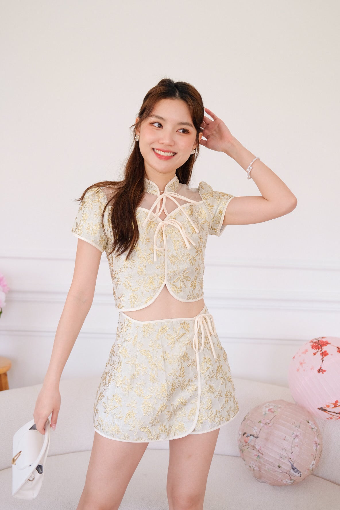 财源滚滚 Fortune Ribbon Floral Cheongsam Set (Gold)