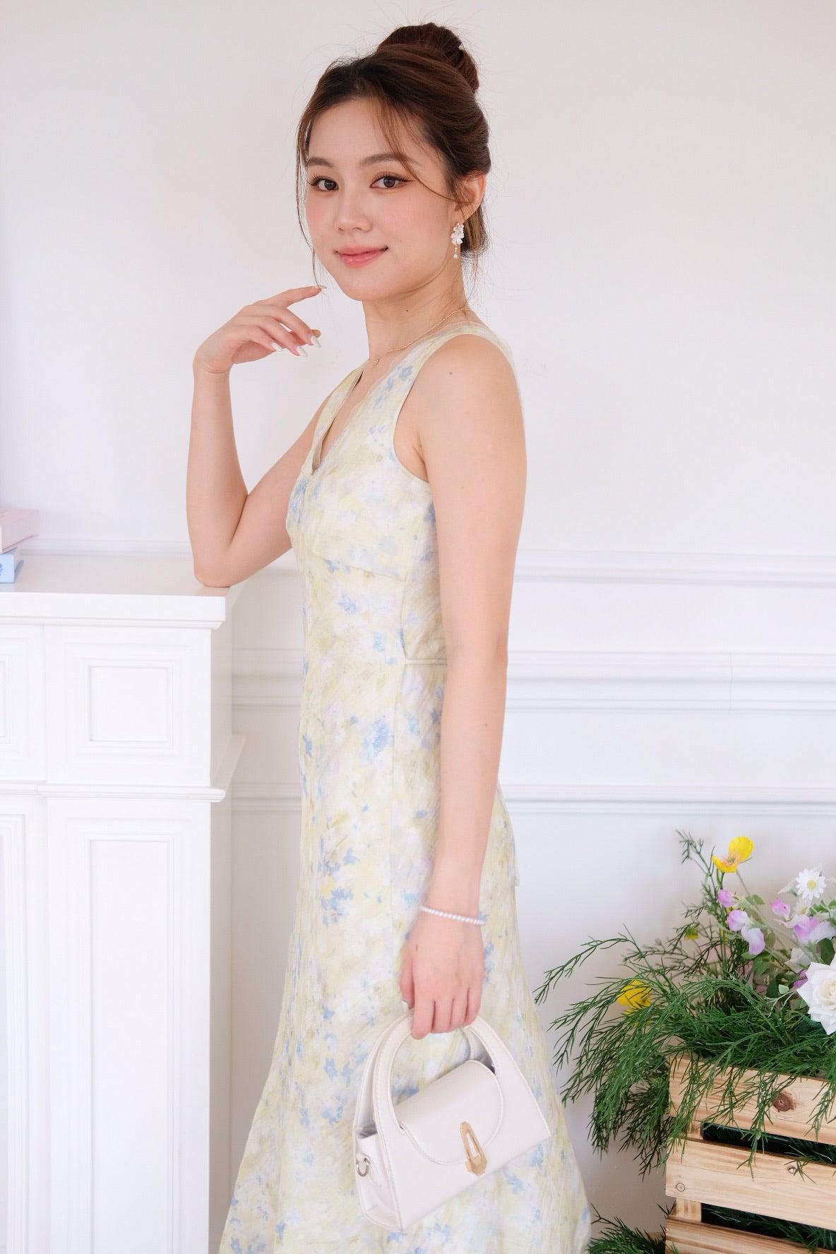 Lilies V Neck Maxi Dress (Light Yellow)