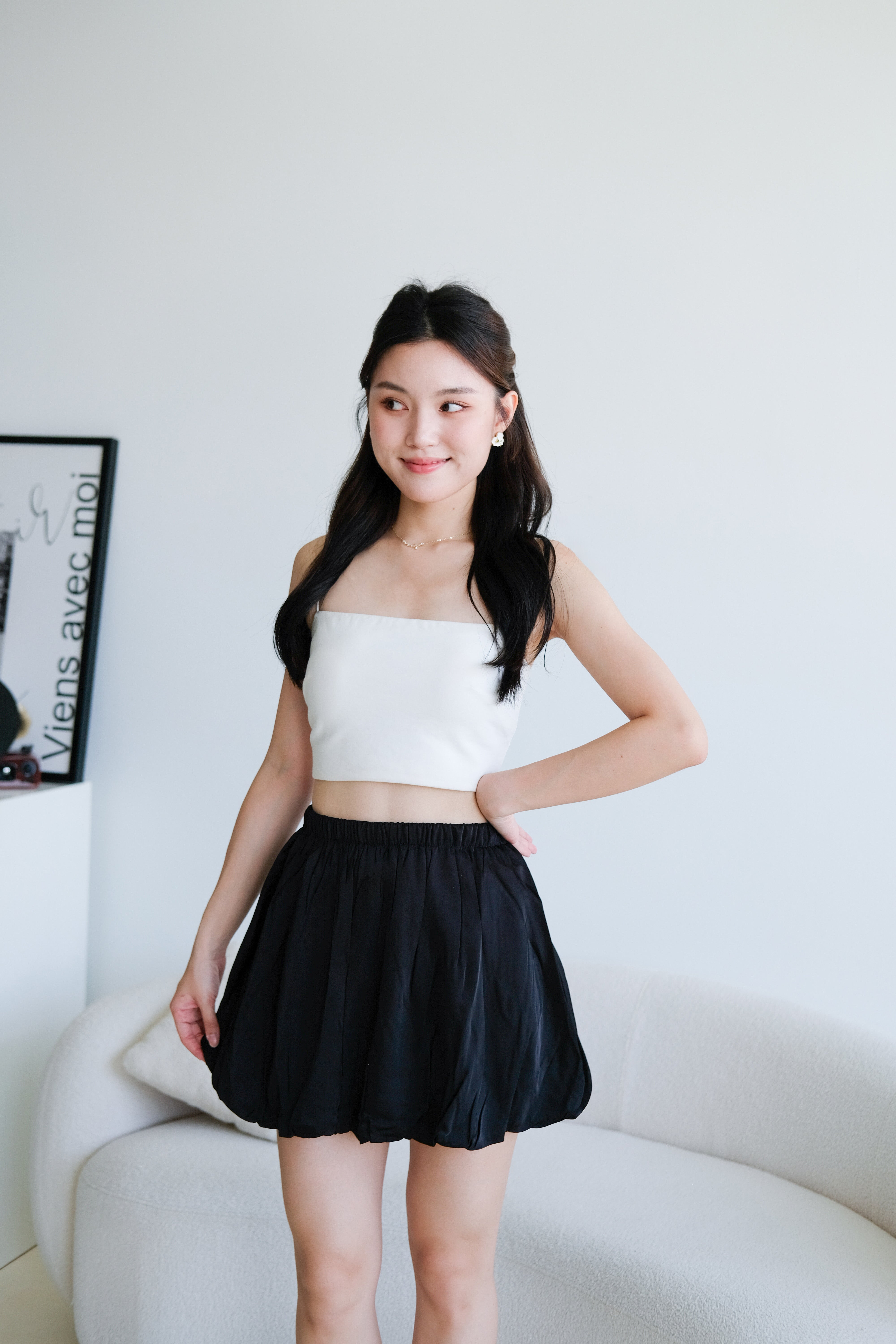 Lisa Bubble Satin Skirt (Black)