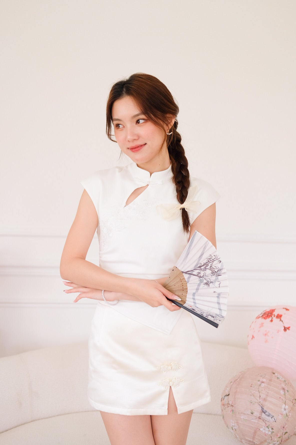 安逸 An Yi Basic Ruched Crop Top (White)