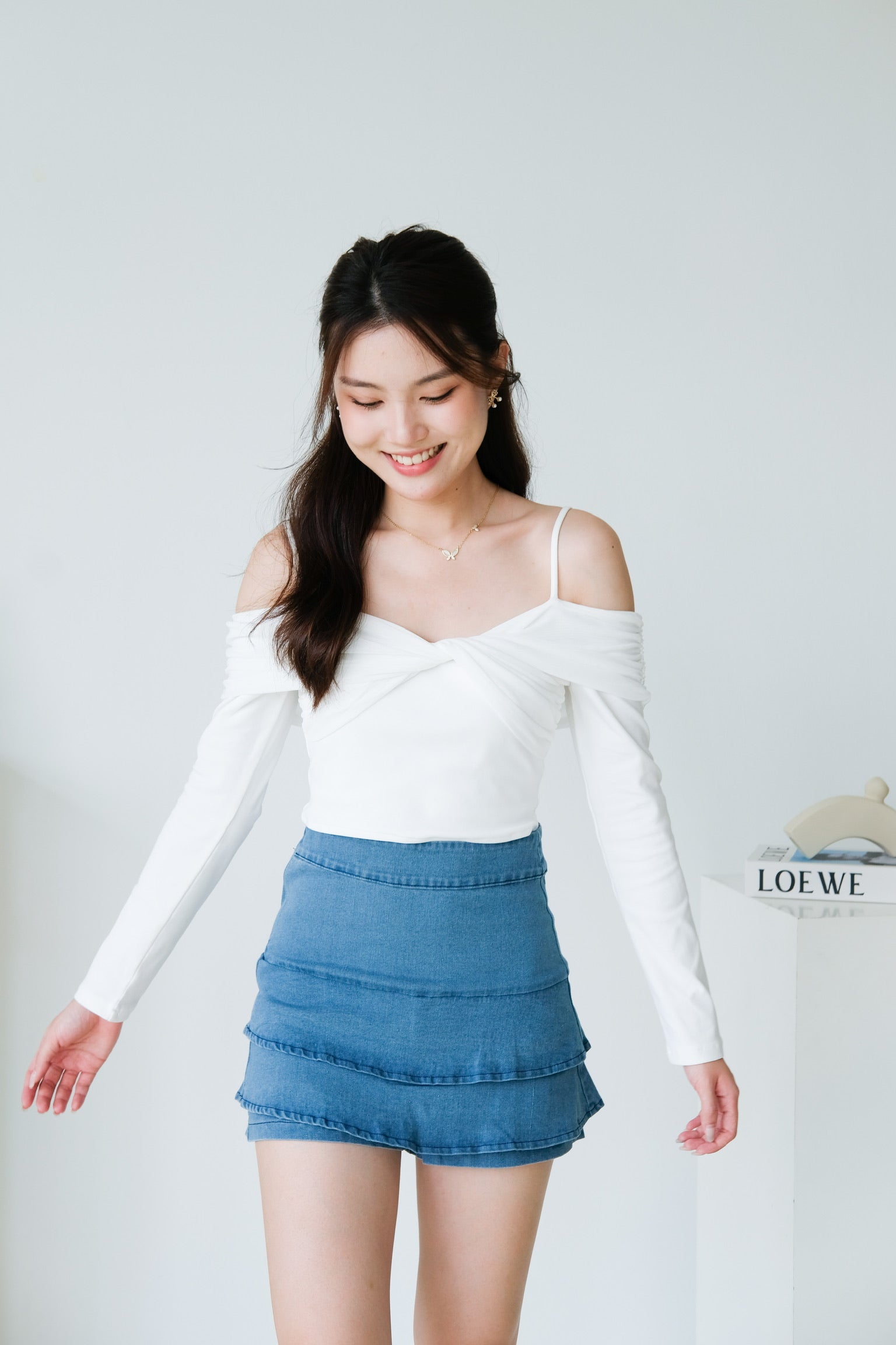 Elora Twist Long Sleeves Top (White)