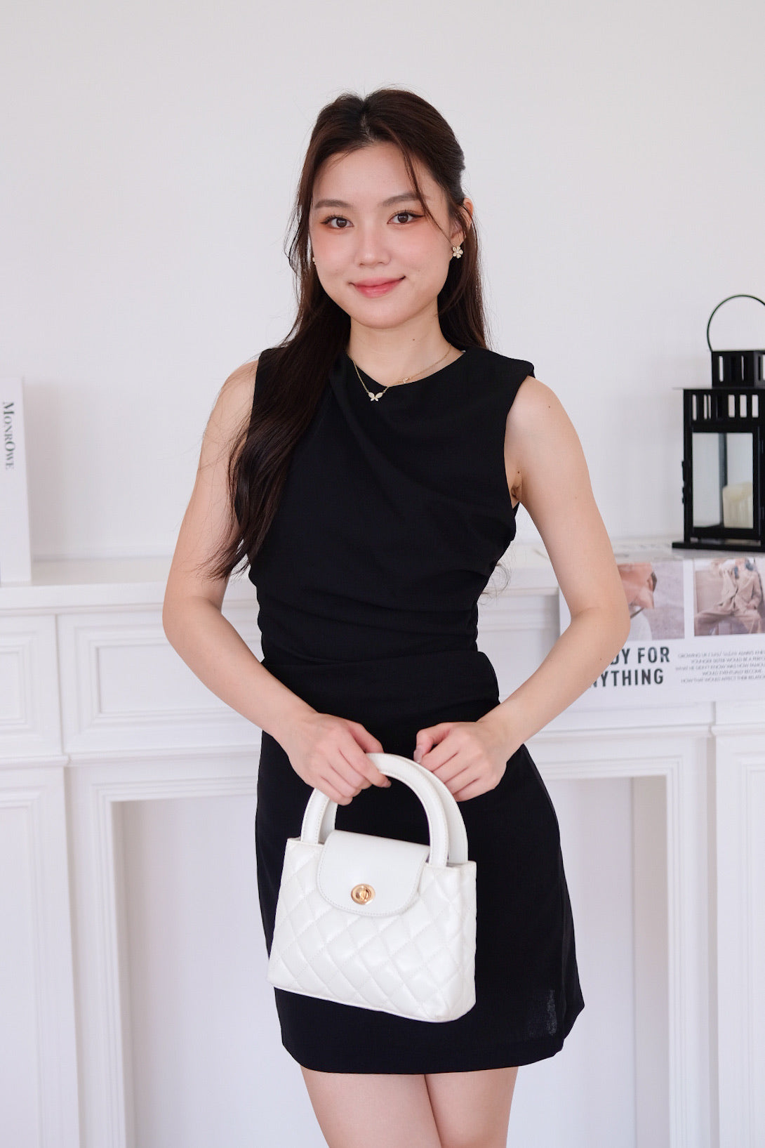 Contour Ruched Bodycon Dress (Black)