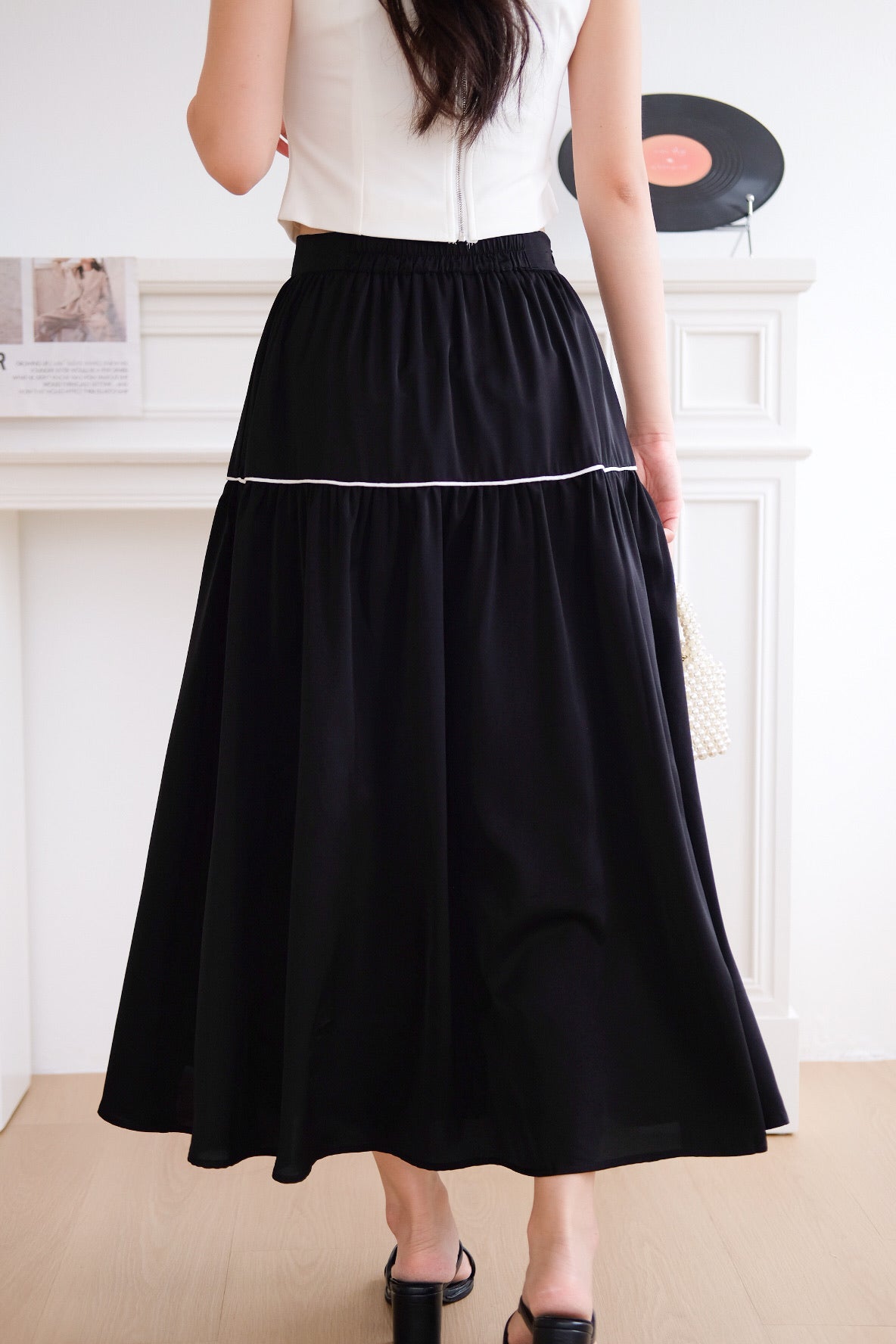 Alva Vintage Contrast A Line Skirt (Black)