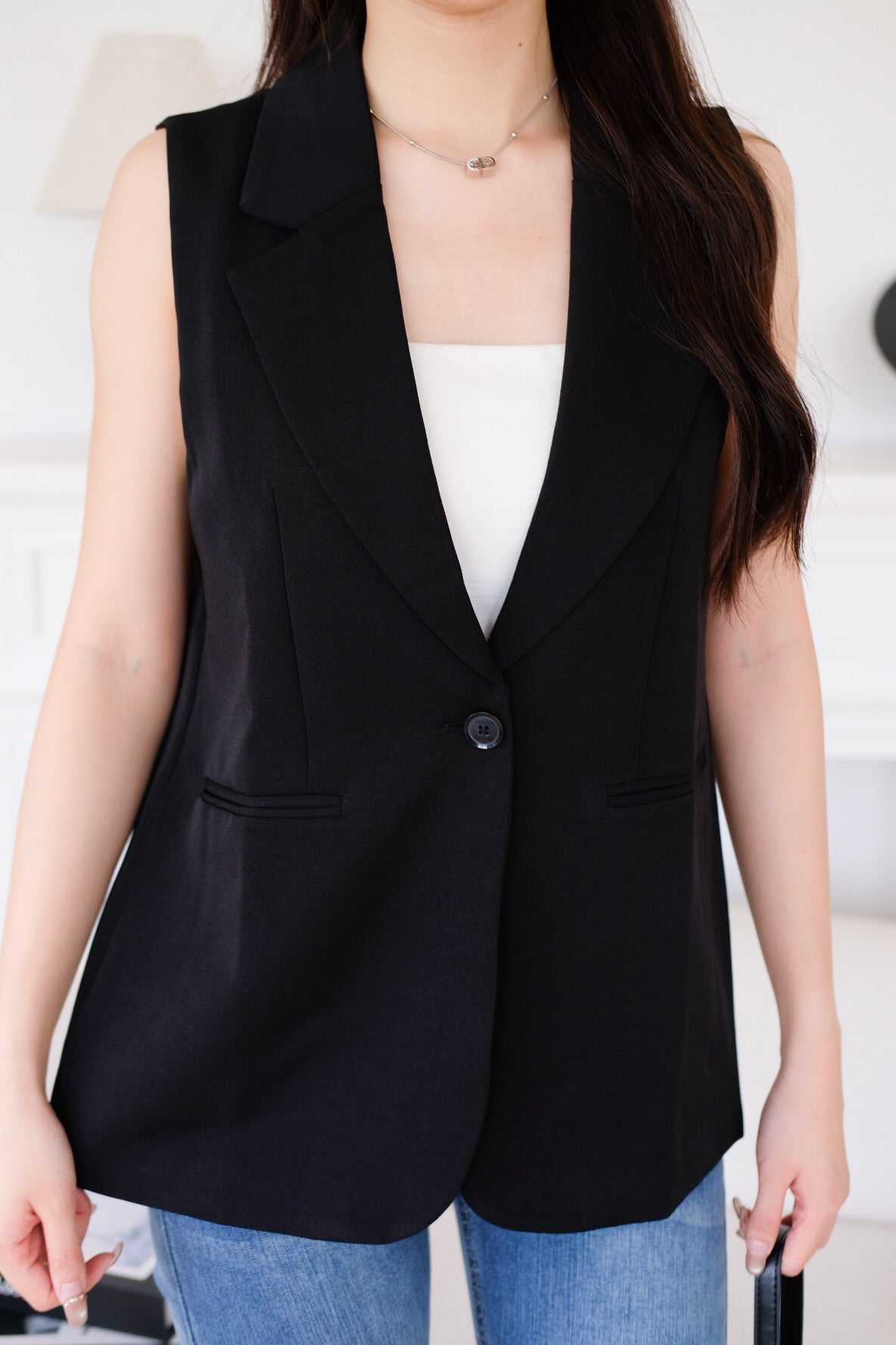 Sherry Vest Outerwear (Black)