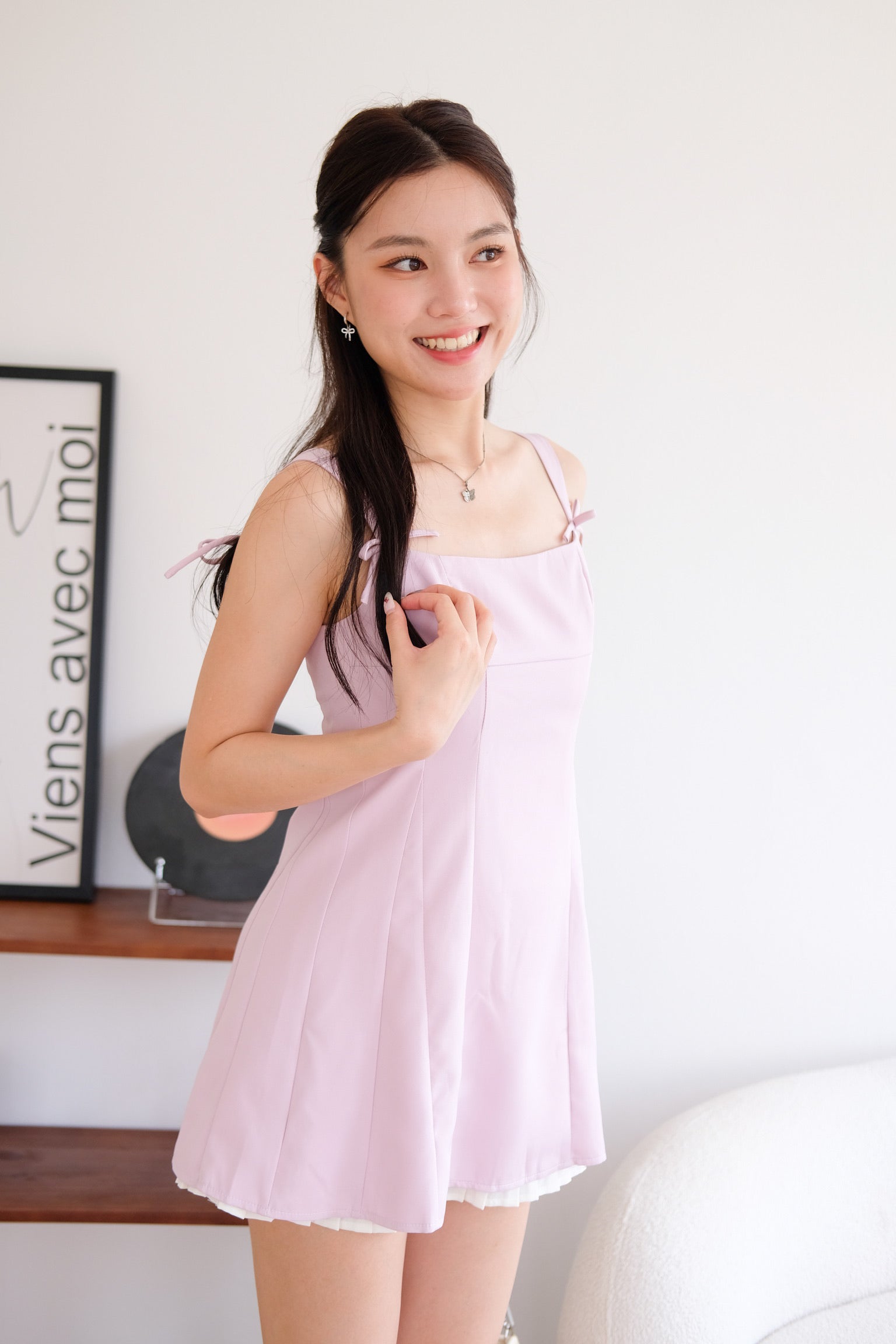 Coleen Ribbon Contrast Pleats Dress (Pinkish Purple)