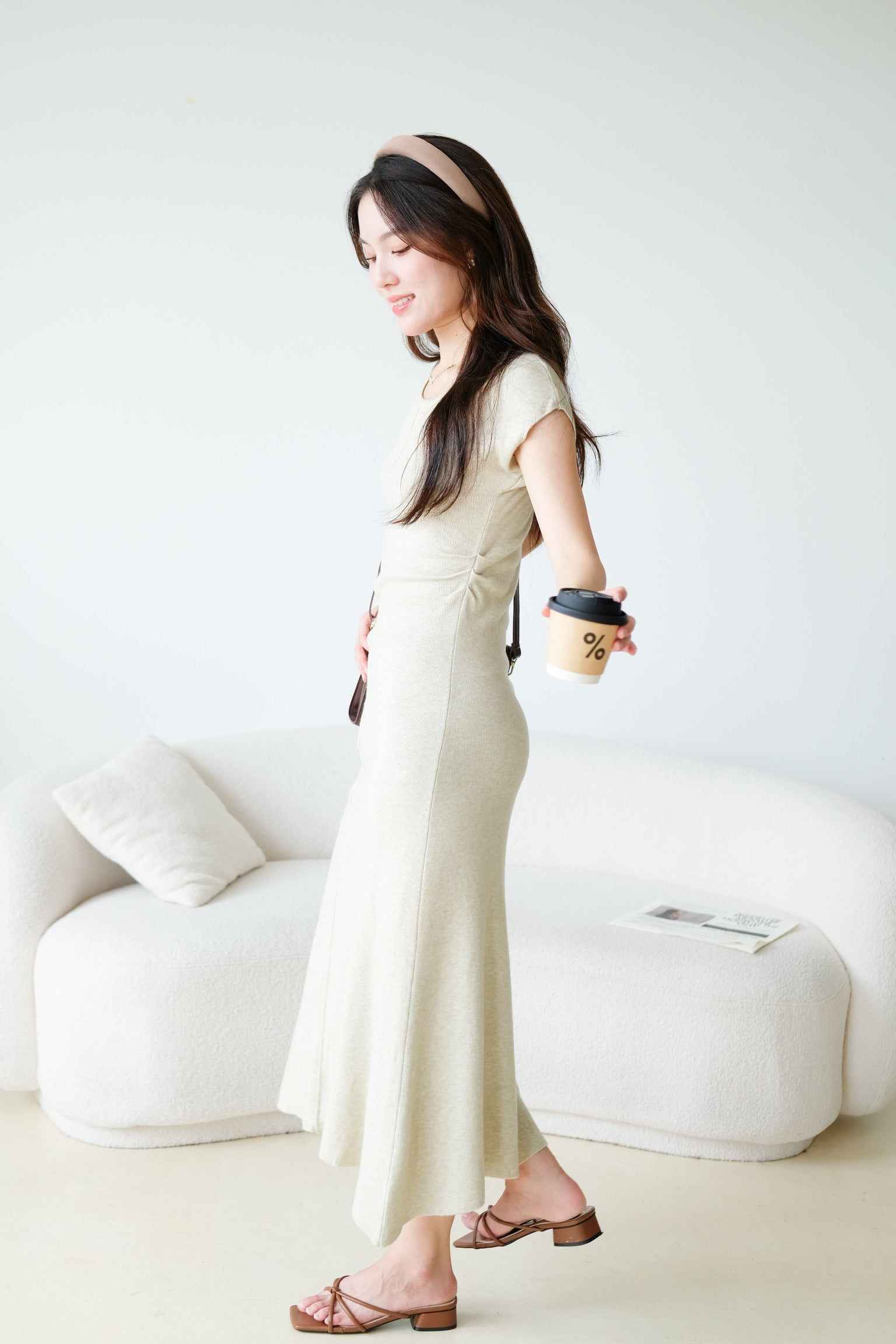 Samantha Crew Neck Knit Maxi Dress (Wheat Beige)