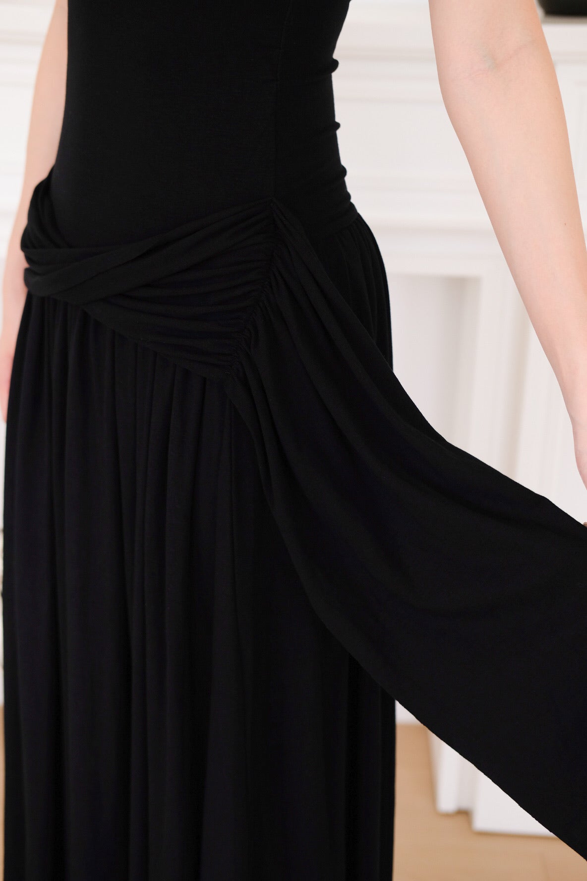 Jessy Toga Cotton Maxi Dress (Black)