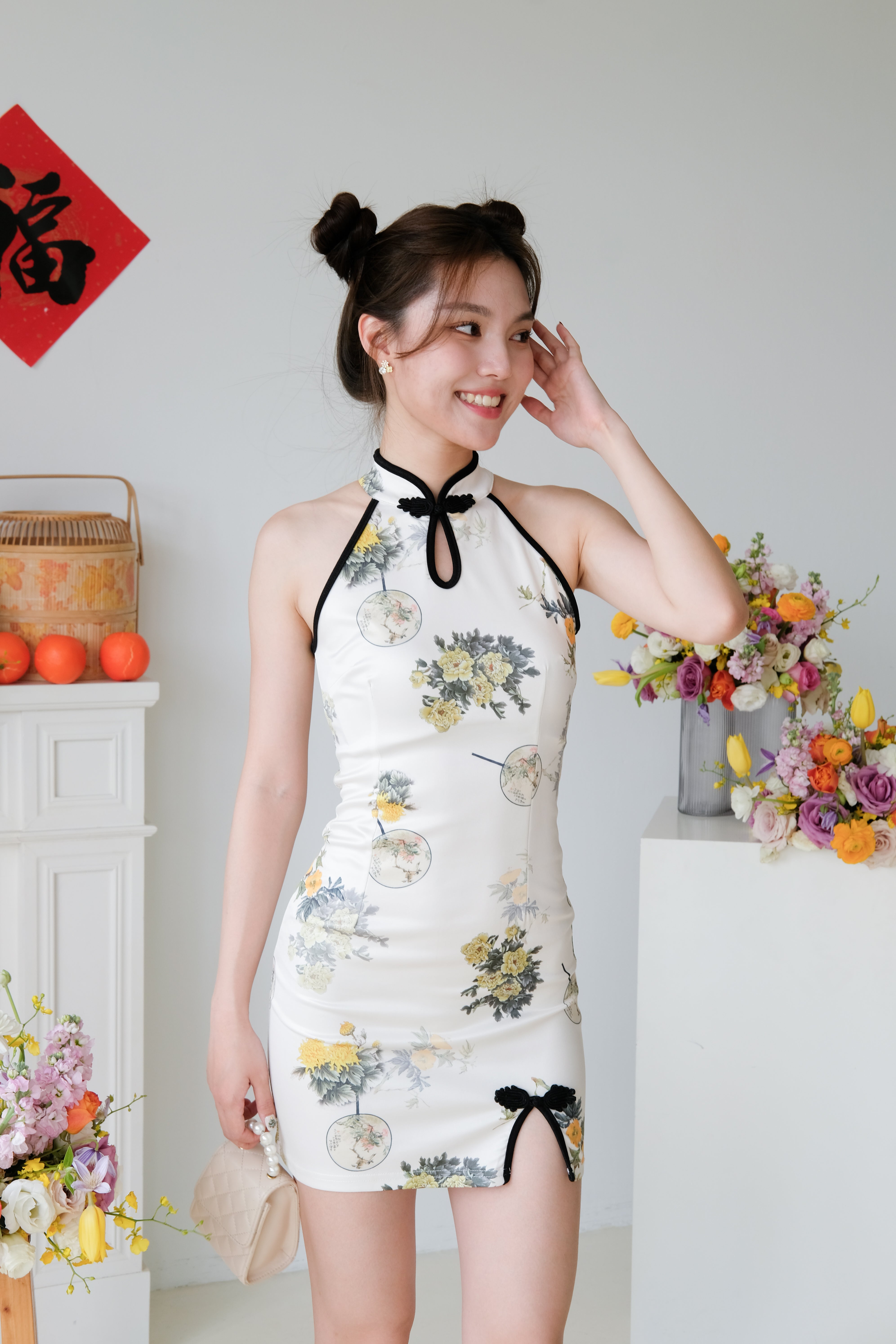 Fuqi Halter Mini Cheongsam (Cream)