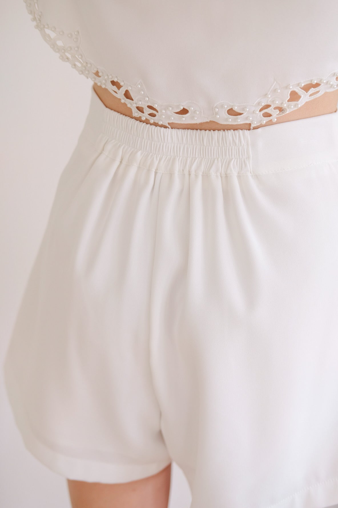 Petrina Eyelet Collared Set (White)