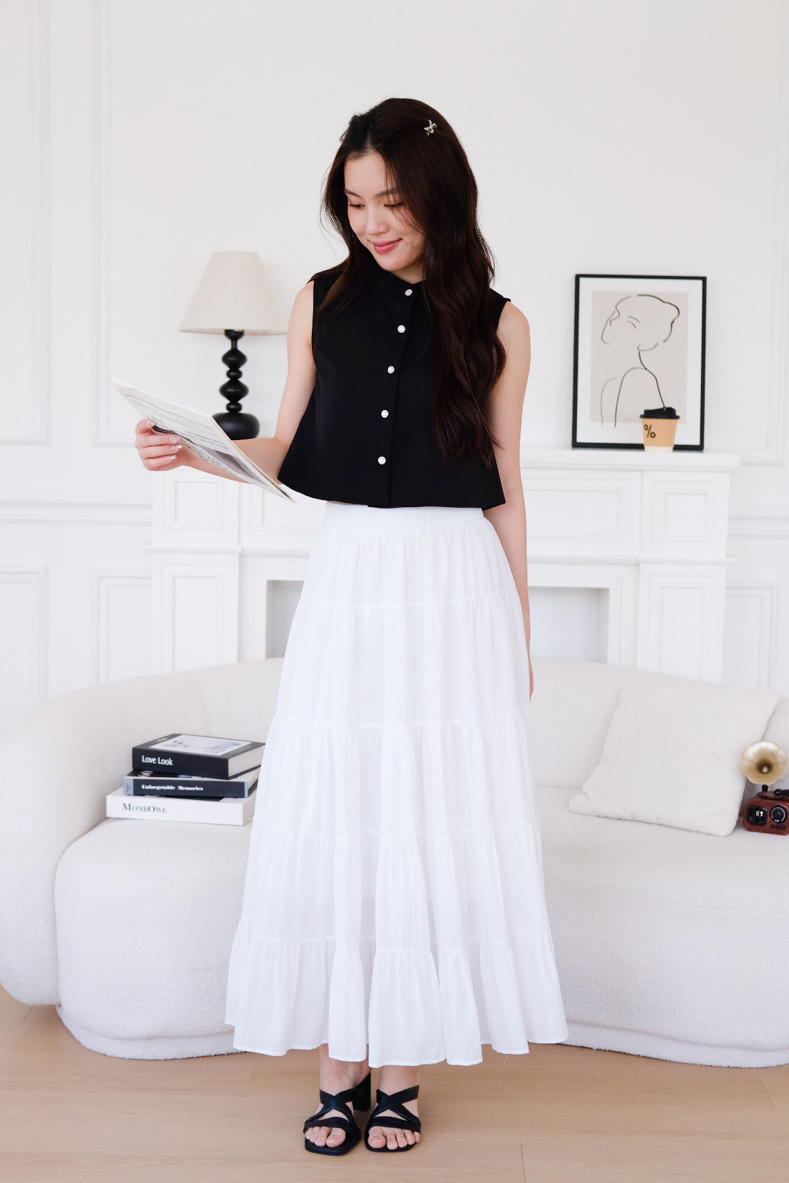 Lindy Flare Crop Top (Black)