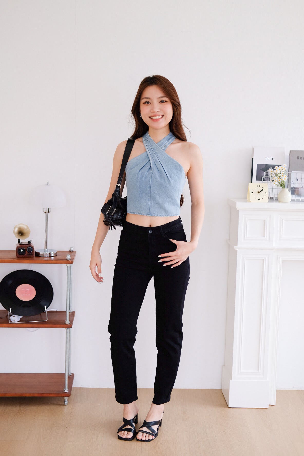 Veda Padded Halter Denim Crop Top (Light Denim) [ ETA 16 Oct ]