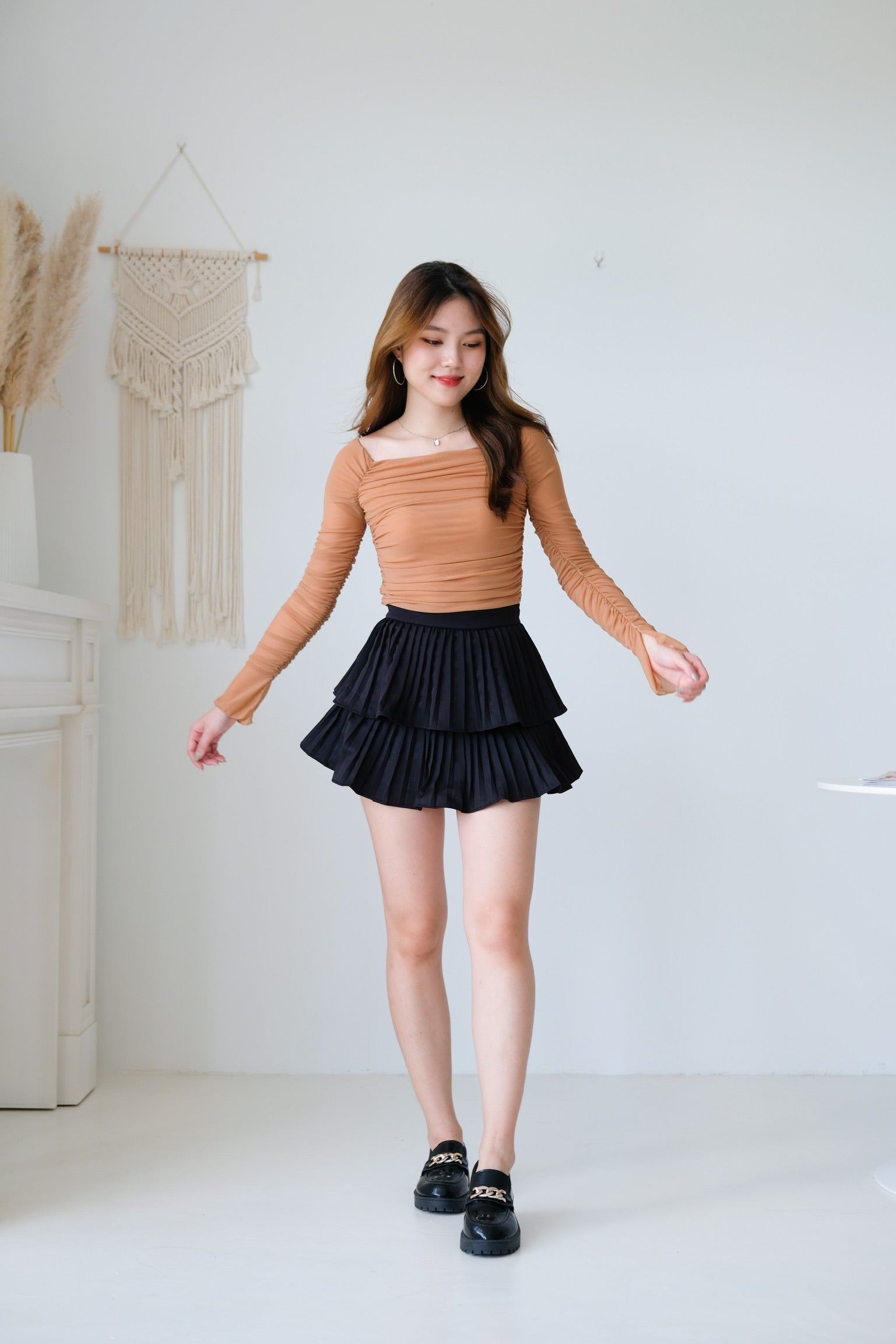 Dainty Pleated Skorts (Black)