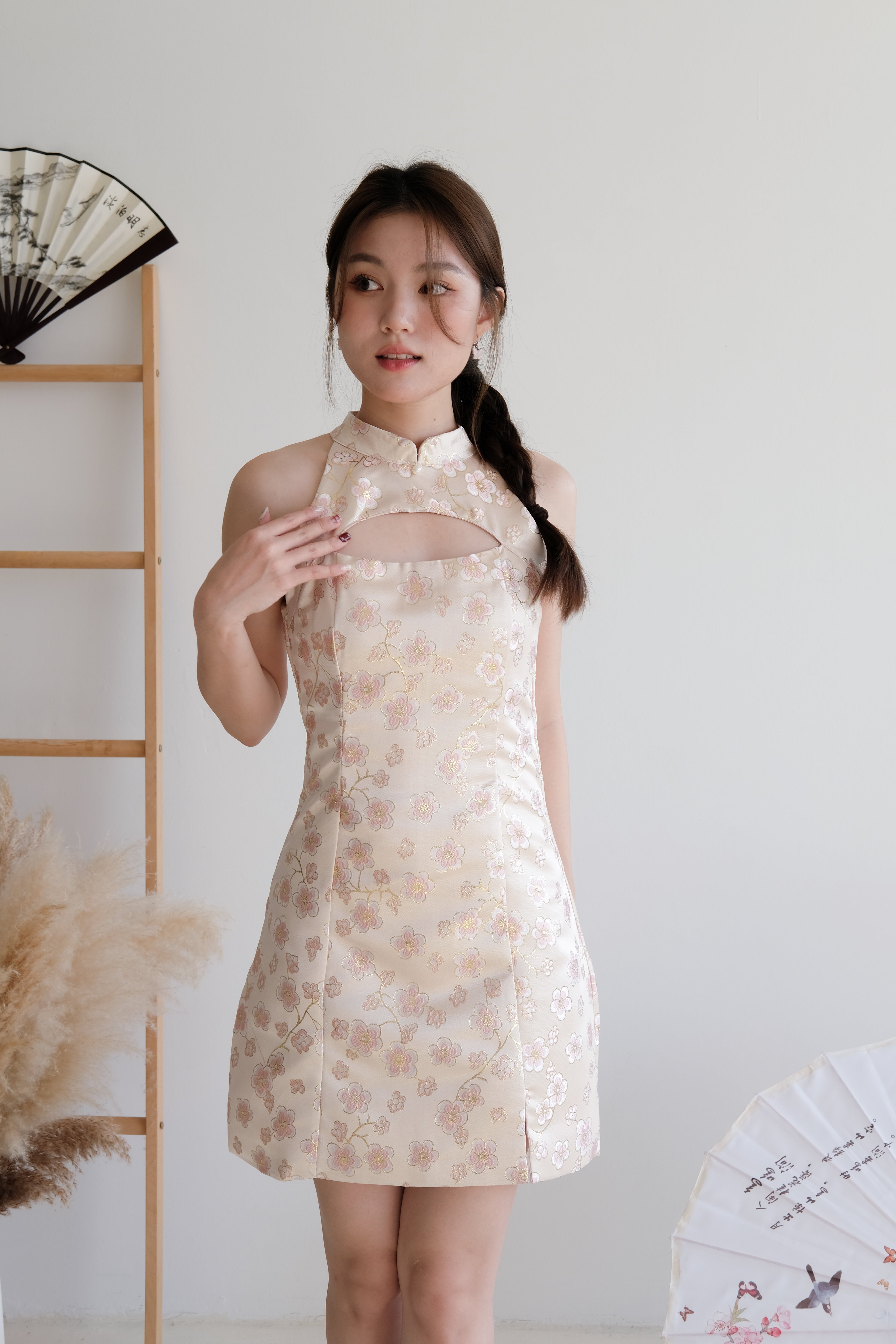 Pian Ruo Floral Halter Cheongsam (Light Pink)