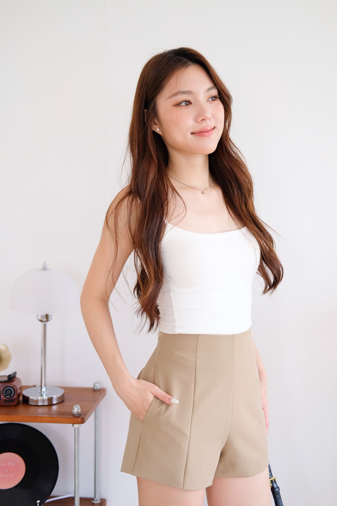Miller Panel Basic Shorts (Khaki)