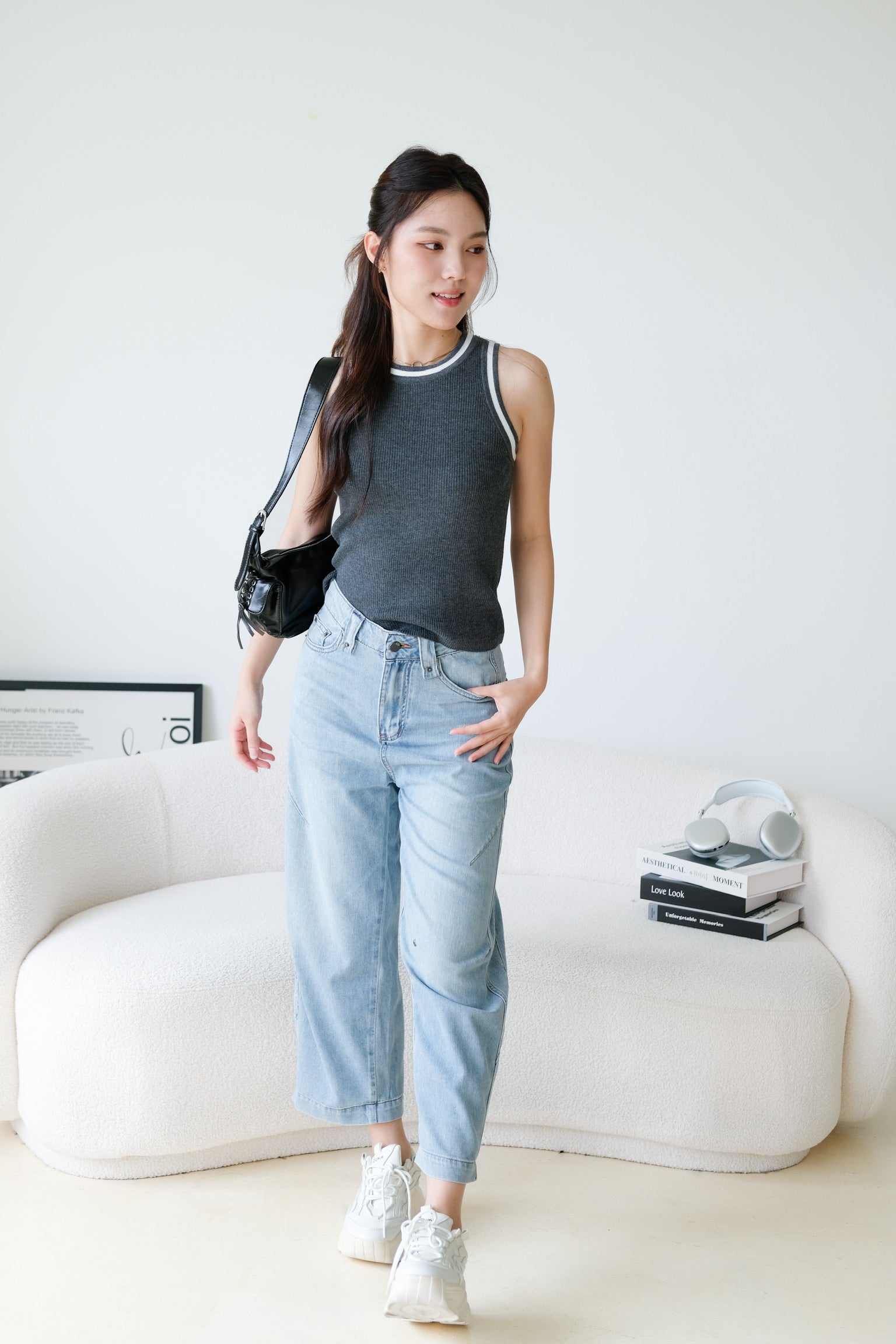 Barrel Wide Denim Jeans (Light Blue)