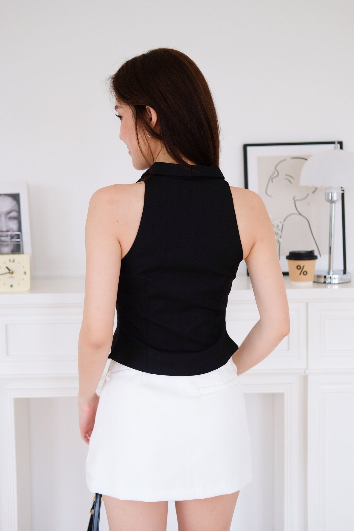 Selene Crop Vest Top (Black)