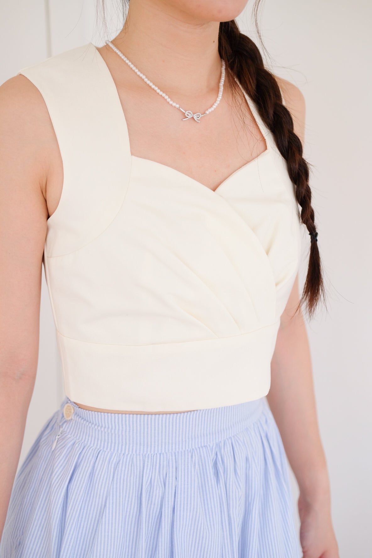 Hayley Sweetheart Crop Top (White)