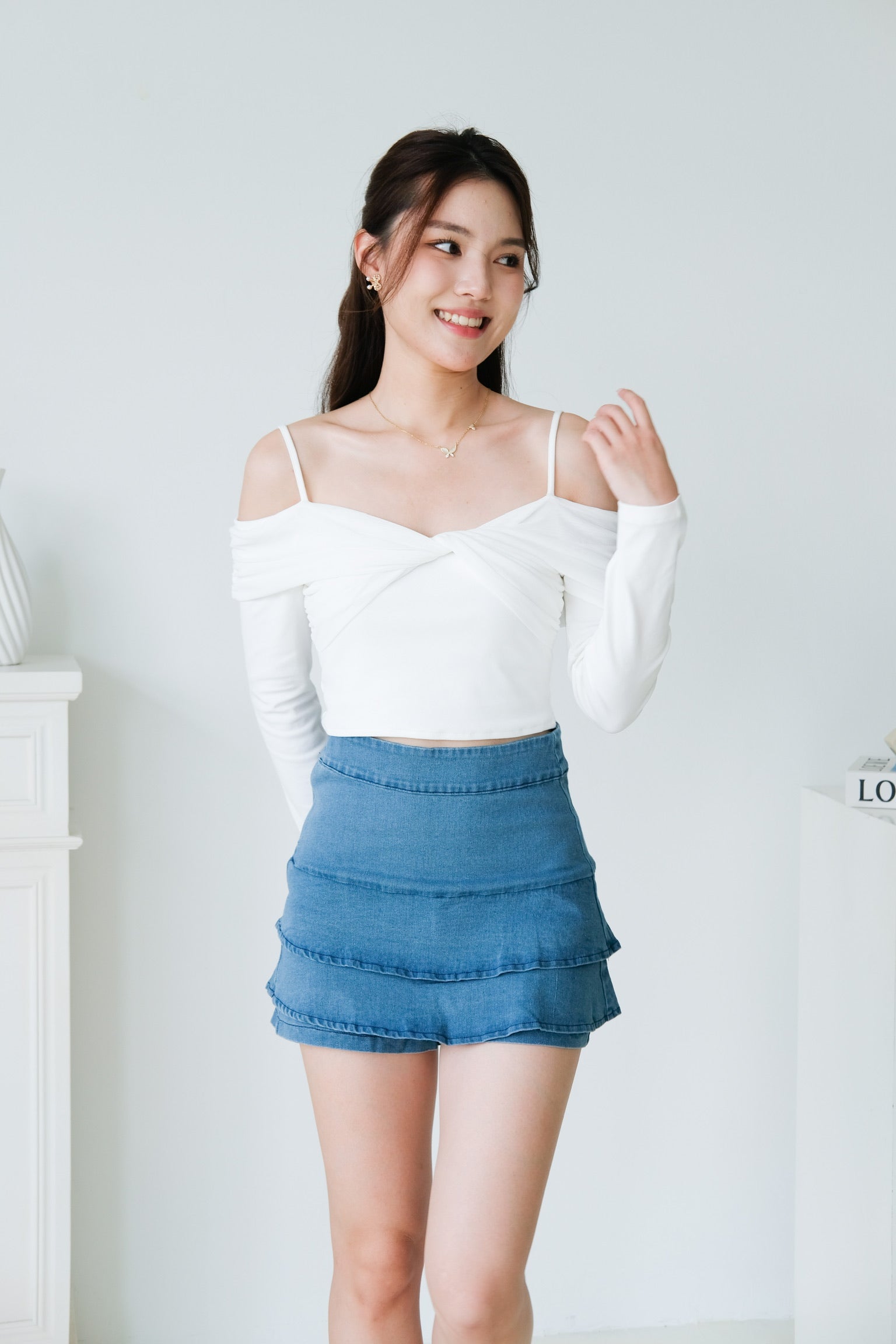 Elora Twist Long Sleeves Top (White)